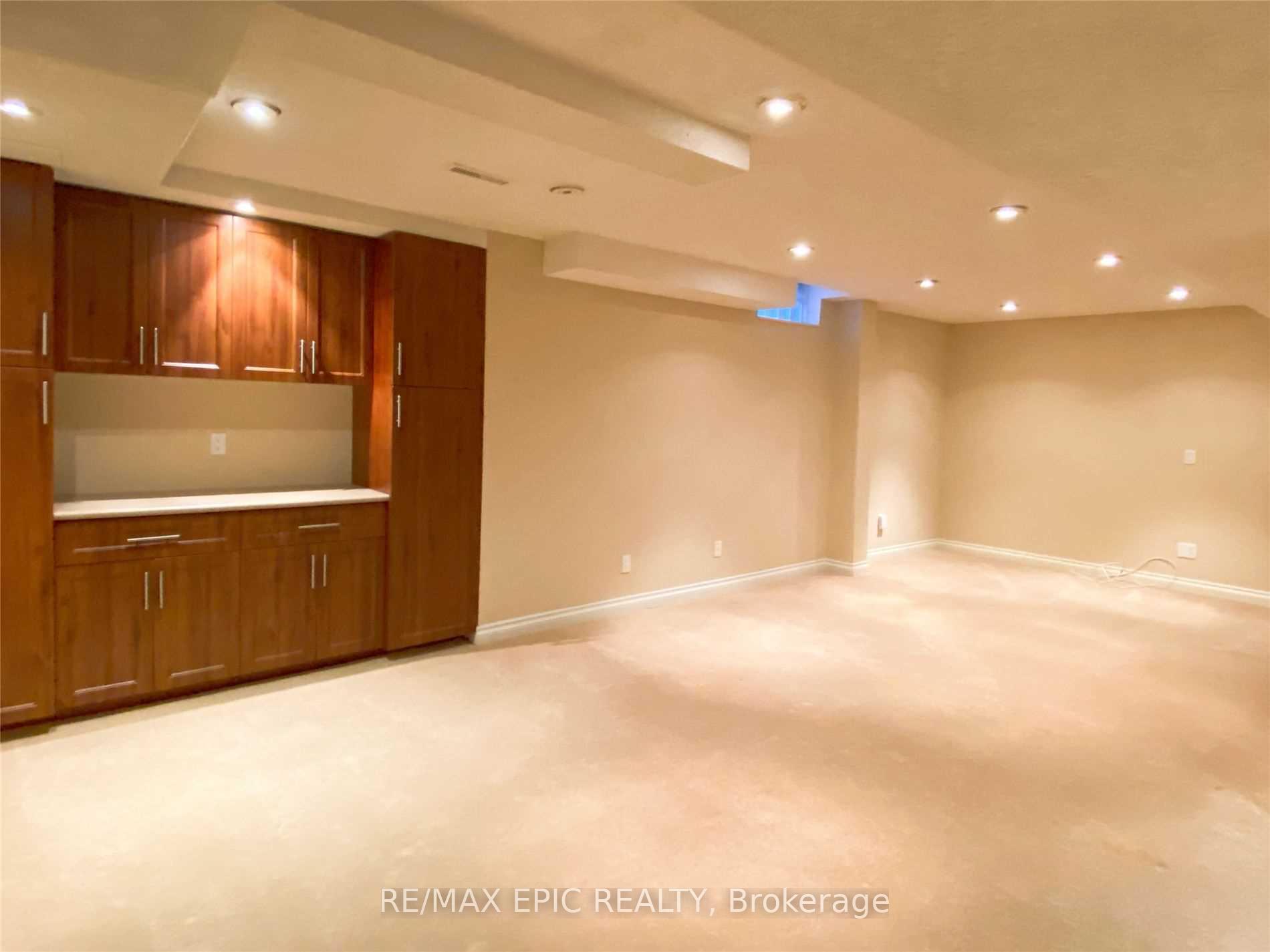 Photo 23 of 91 Brookshire Circle, Markham, Thornlea — HOMEH
