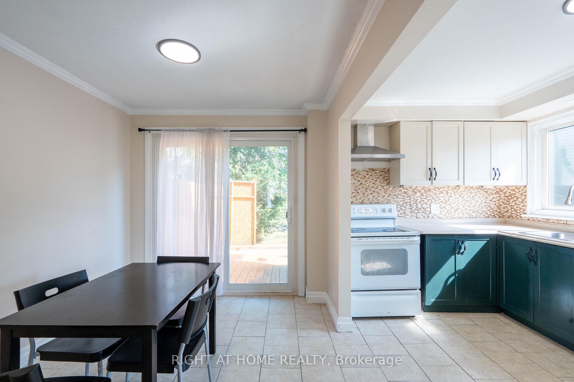 Photo 6 of 649 Balsam Crescent, Oshawa, Lakeview — HOMEH
