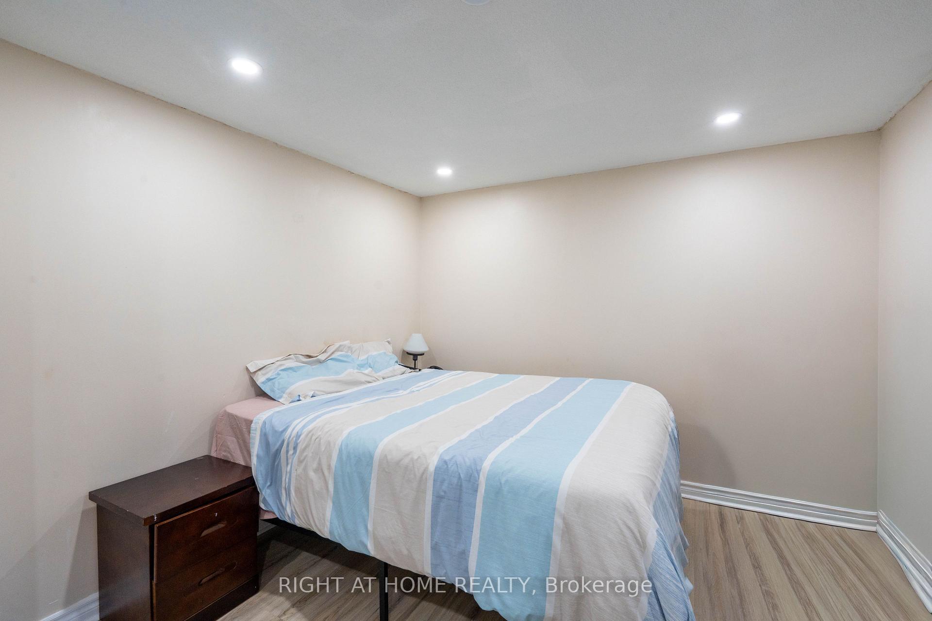 Photo 12 of 649 Balsam Crescent, Oshawa, Lakeview — HOMEH