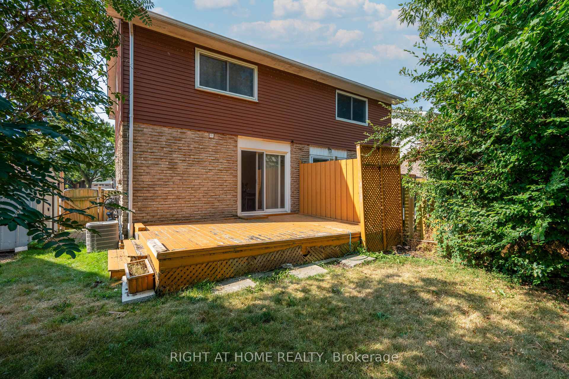 Photo 20 of 649 Balsam Crescent, Oshawa, Lakeview — HOMEH