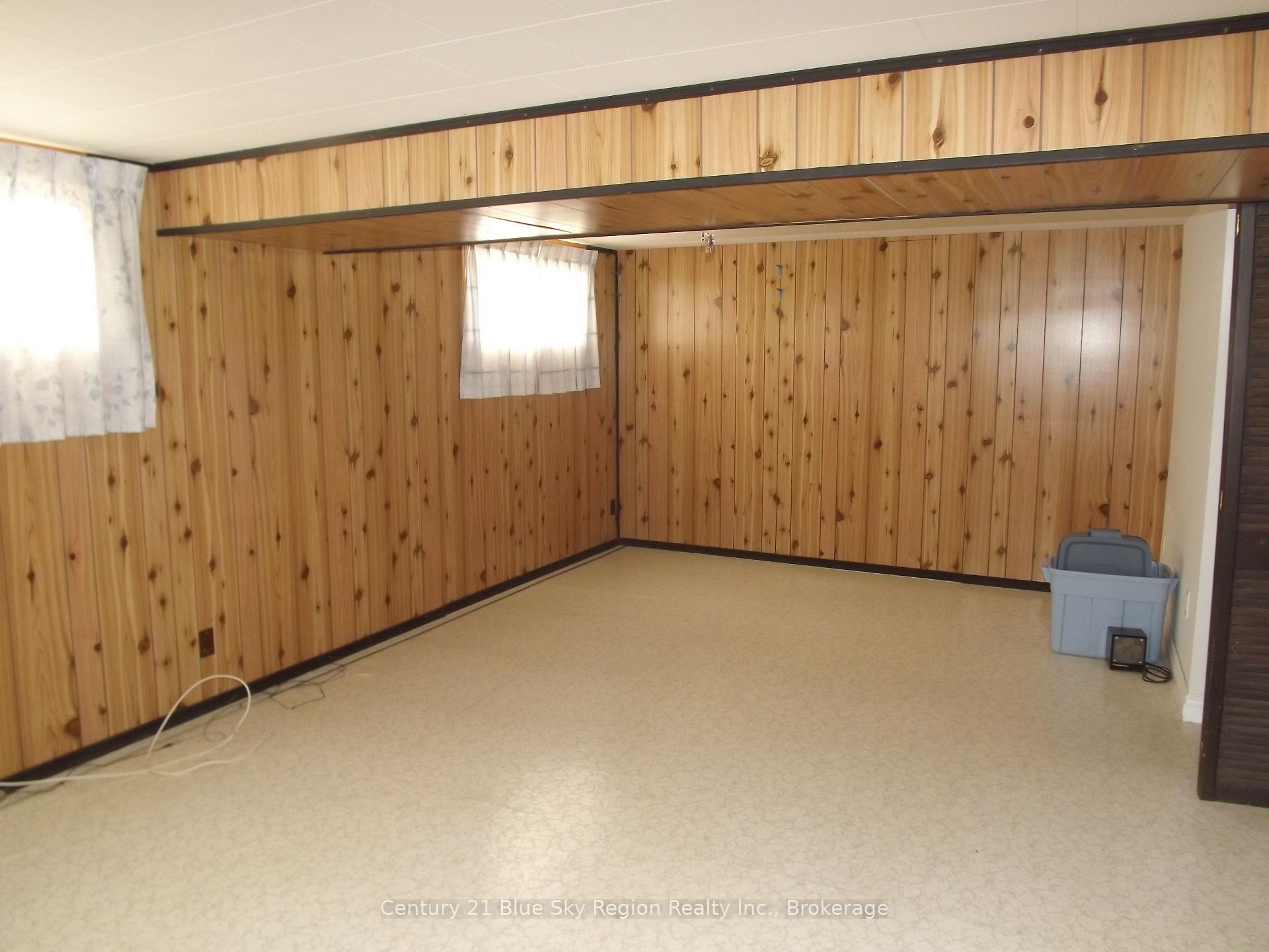 Photo 12 of 76 Strathcona Drive, North Bay, Ferris — HOMEH