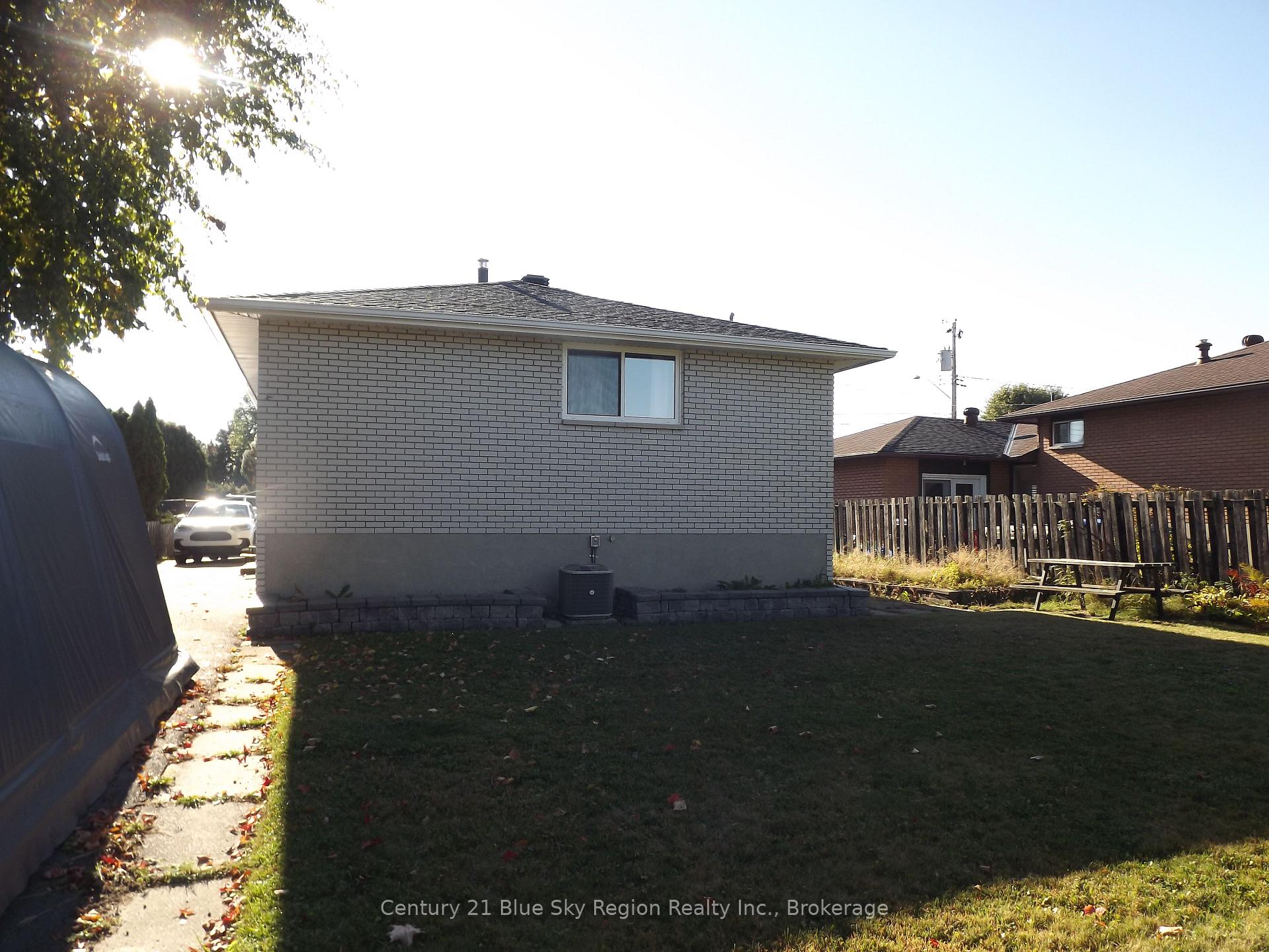 Photo 20 of 76 Strathcona Drive, North Bay, Ferris — HOMEH