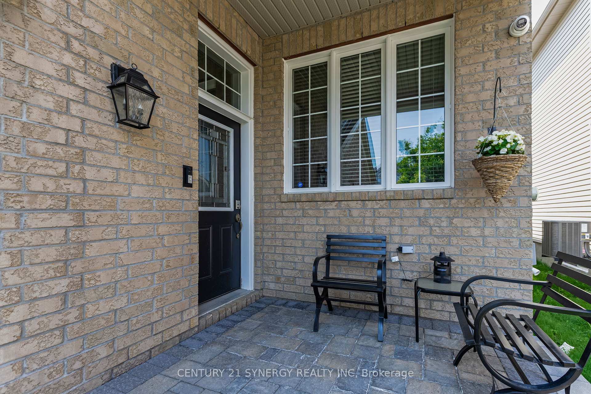 Photo 4 of 105 Jolley Cut Way, Ottawa, Mer Bleue/Bradley Estates/Anderson Park — HOMEH