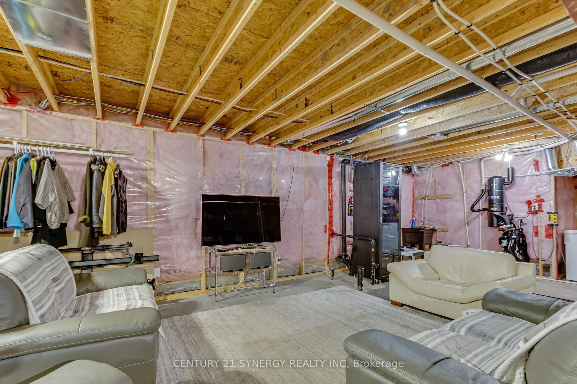 Photo 40 of 105 Jolley Cut Way, Ottawa, Mer Bleue/Bradley Estates/Anderson Park — HOMEH