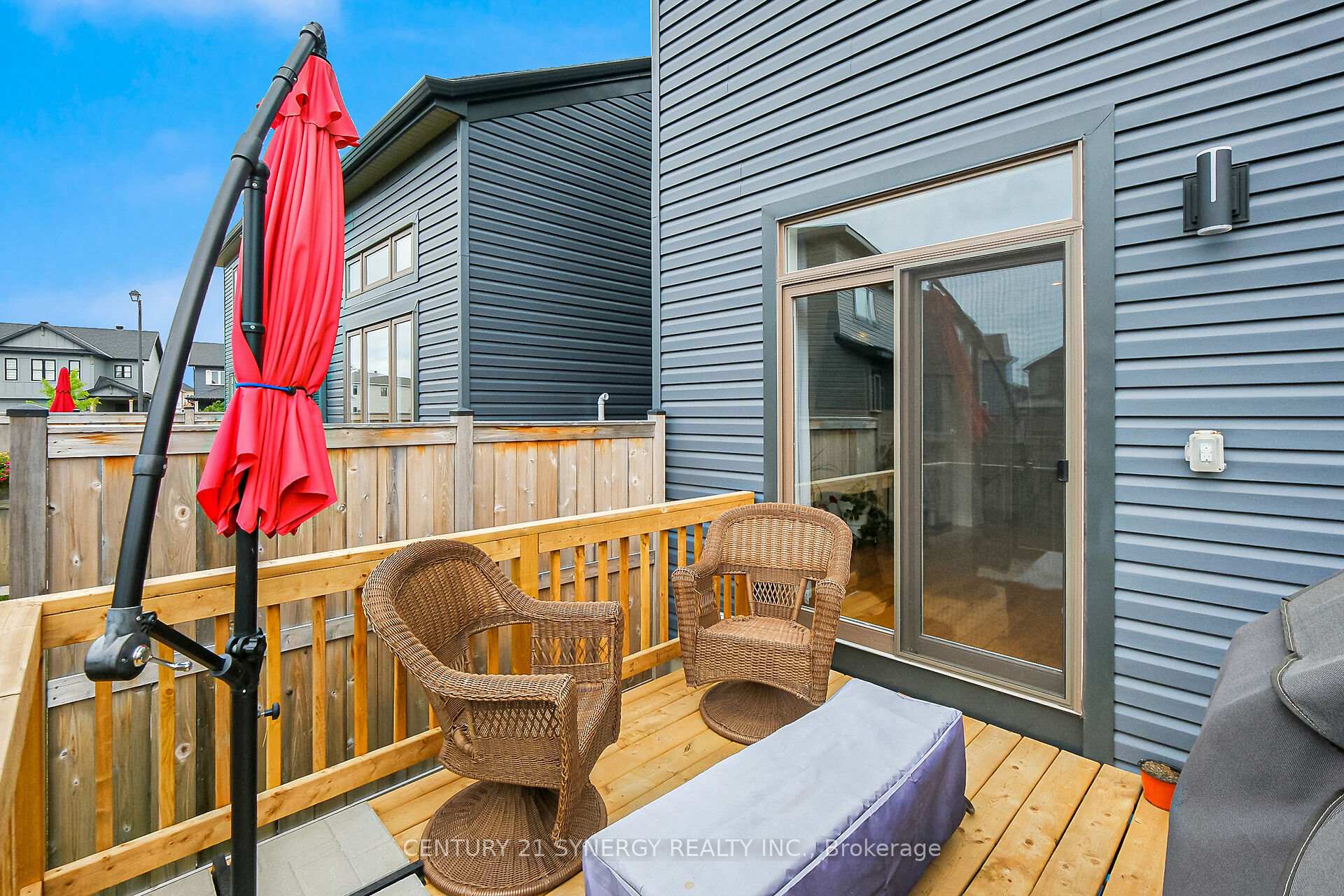 Photo 4 of 953 Socca Crescent, Ottawa, Notting Hill/Summerside — HOMEH