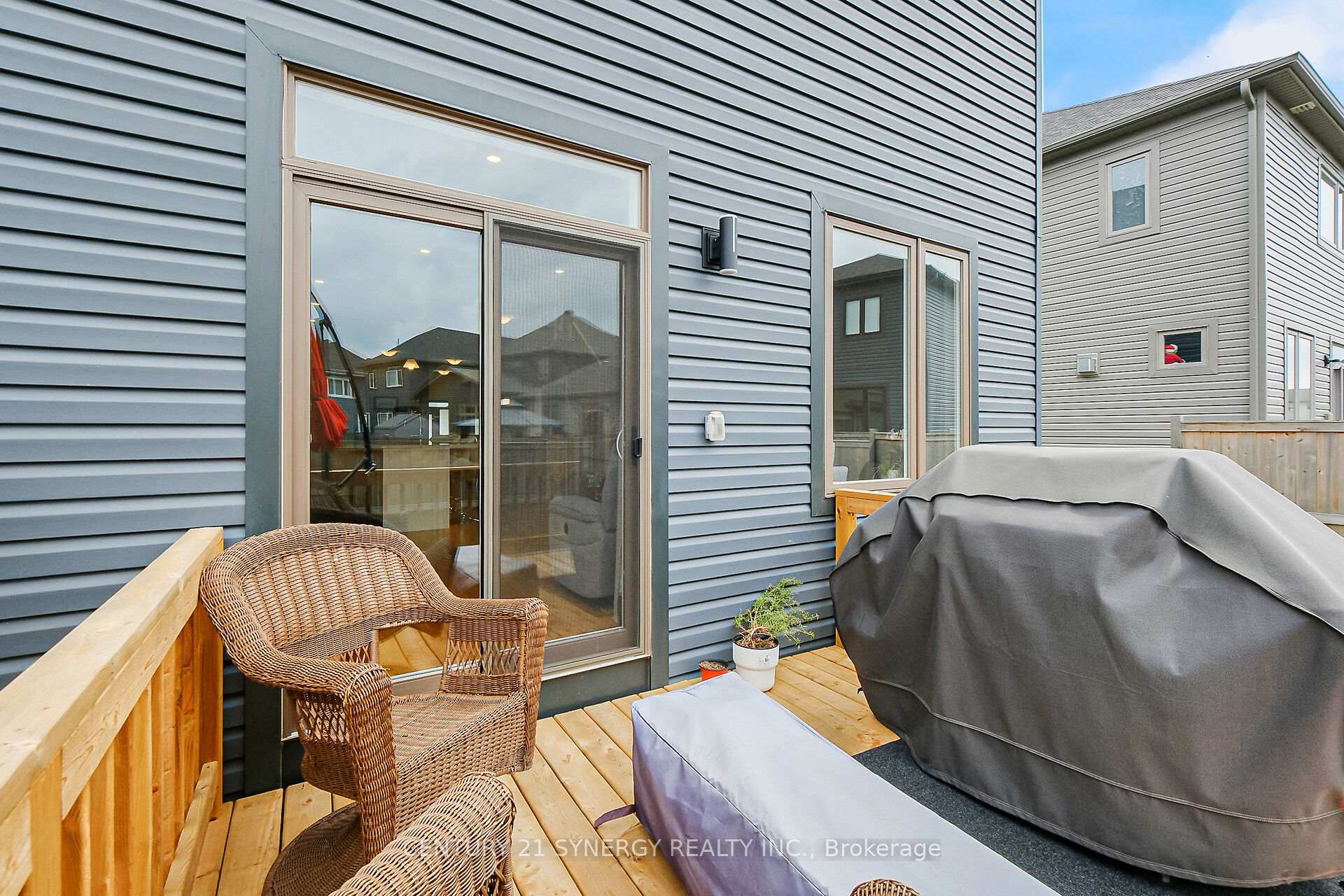 Photo 5 of 953 Socca Crescent, Ottawa, Notting Hill/Summerside — HOMEH