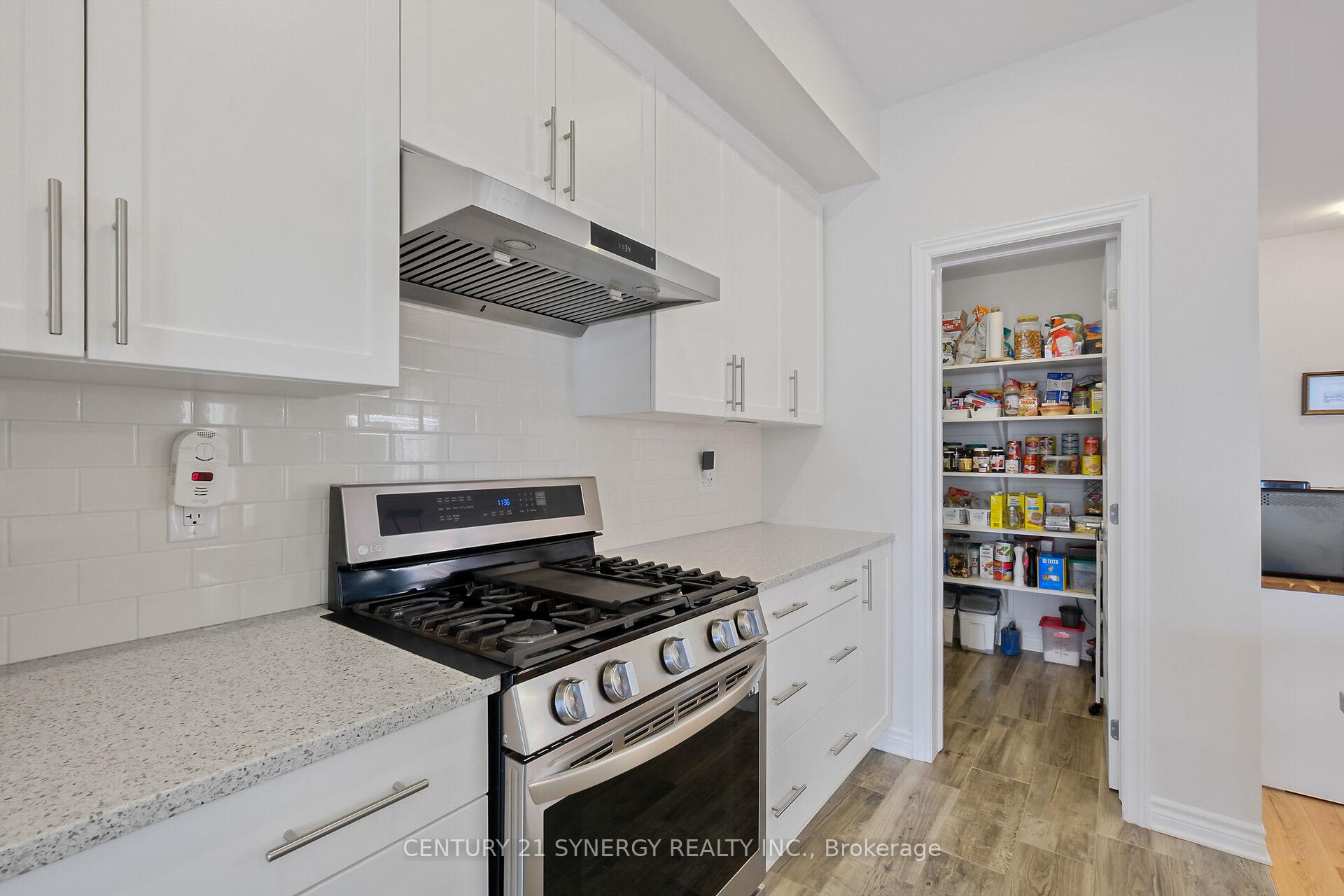 Photo 11 of 953 Socca Crescent, Ottawa, Notting Hill/Summerside — HOMEH
