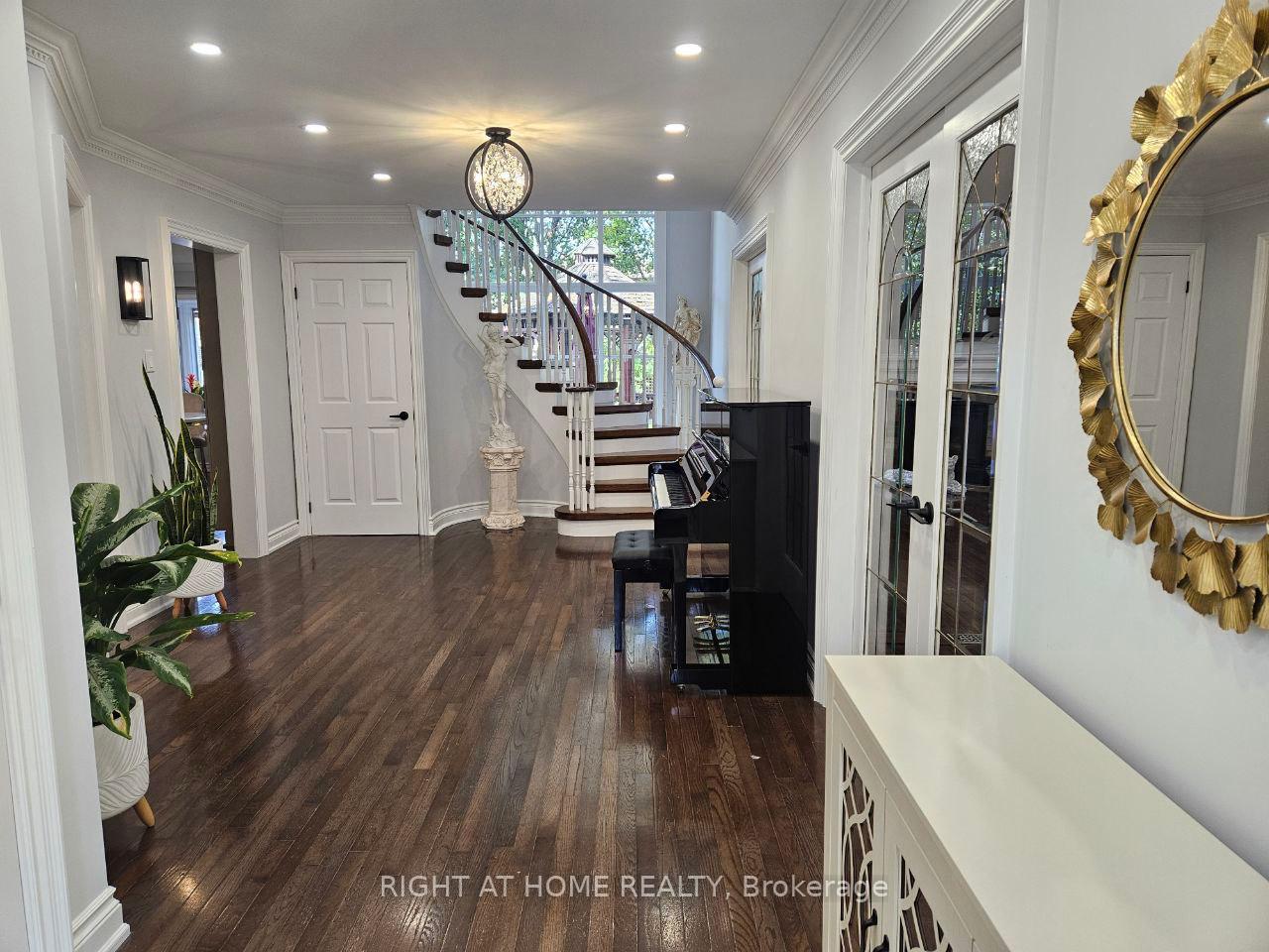 Photo 5 of 273 Mccaffrey Road, Newmarket, Glenway Estates — HOMEH