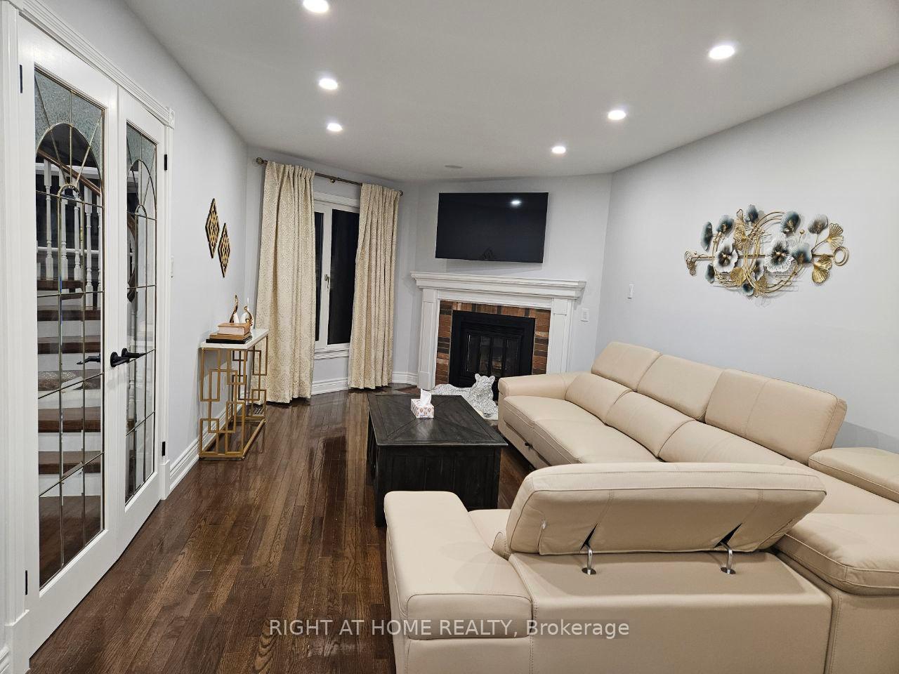 Photo 29 of 273 Mccaffrey Road, Newmarket, Glenway Estates — HOMEH