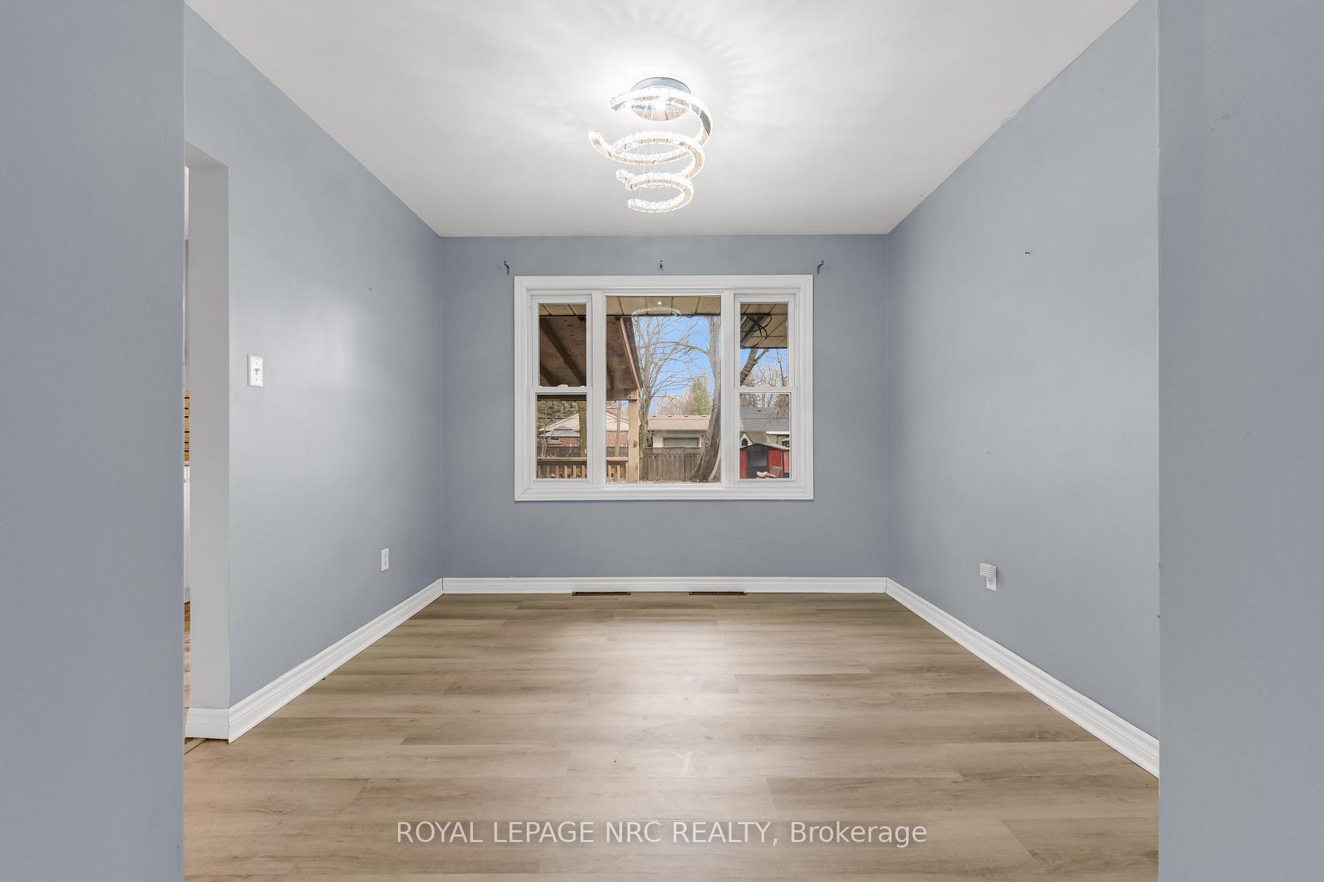 Photo 16 of 87 Canboro Road, Pelham, Fonthill — HOMEH