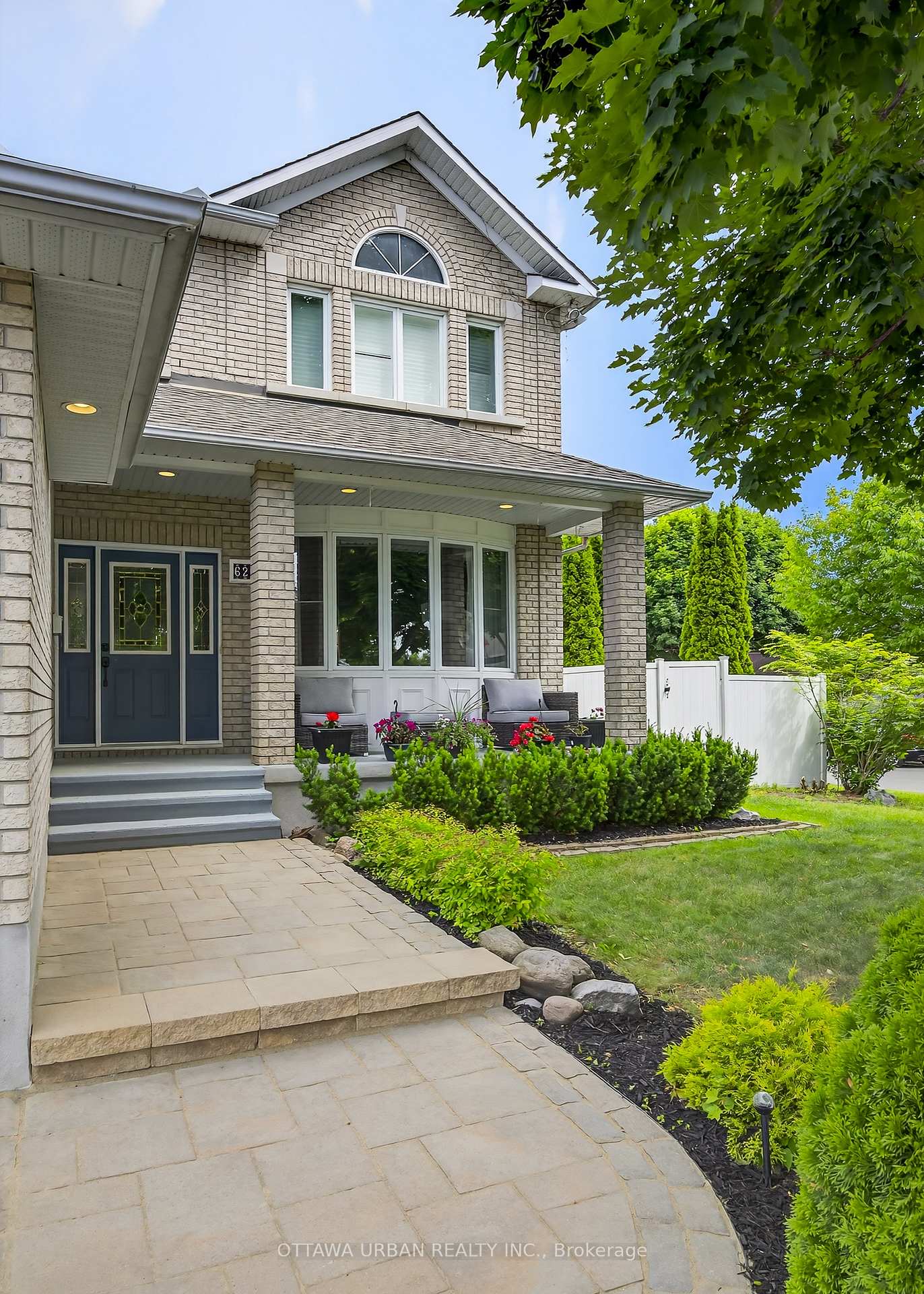 Photo 4 of 6267 Ravine Way, Ottawa, Hiawatha Park/Convent Glen — HOMEH