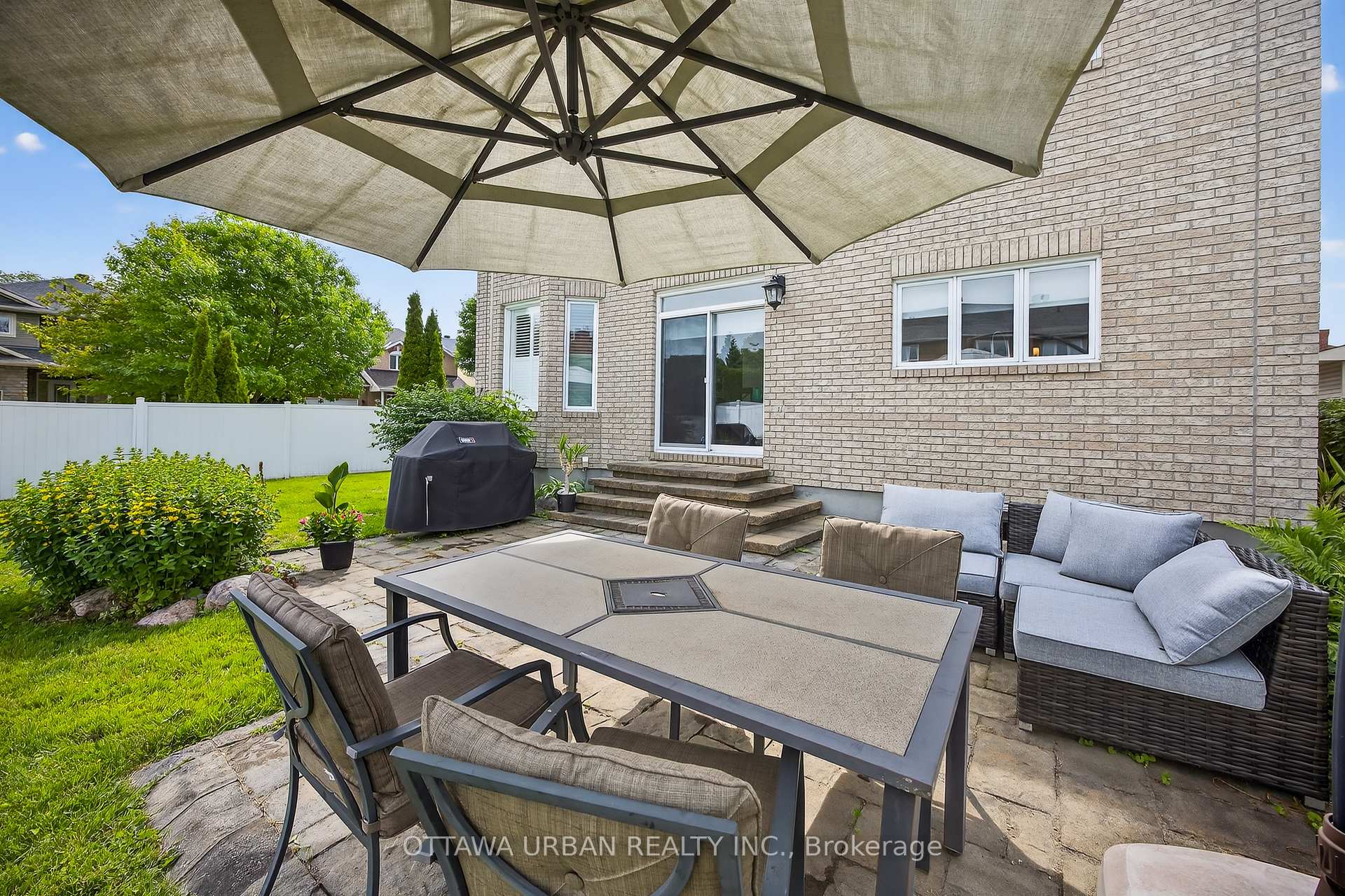 Photo 6 of 6267 Ravine Way, Ottawa, Hiawatha Park/Convent Glen — HOMEH