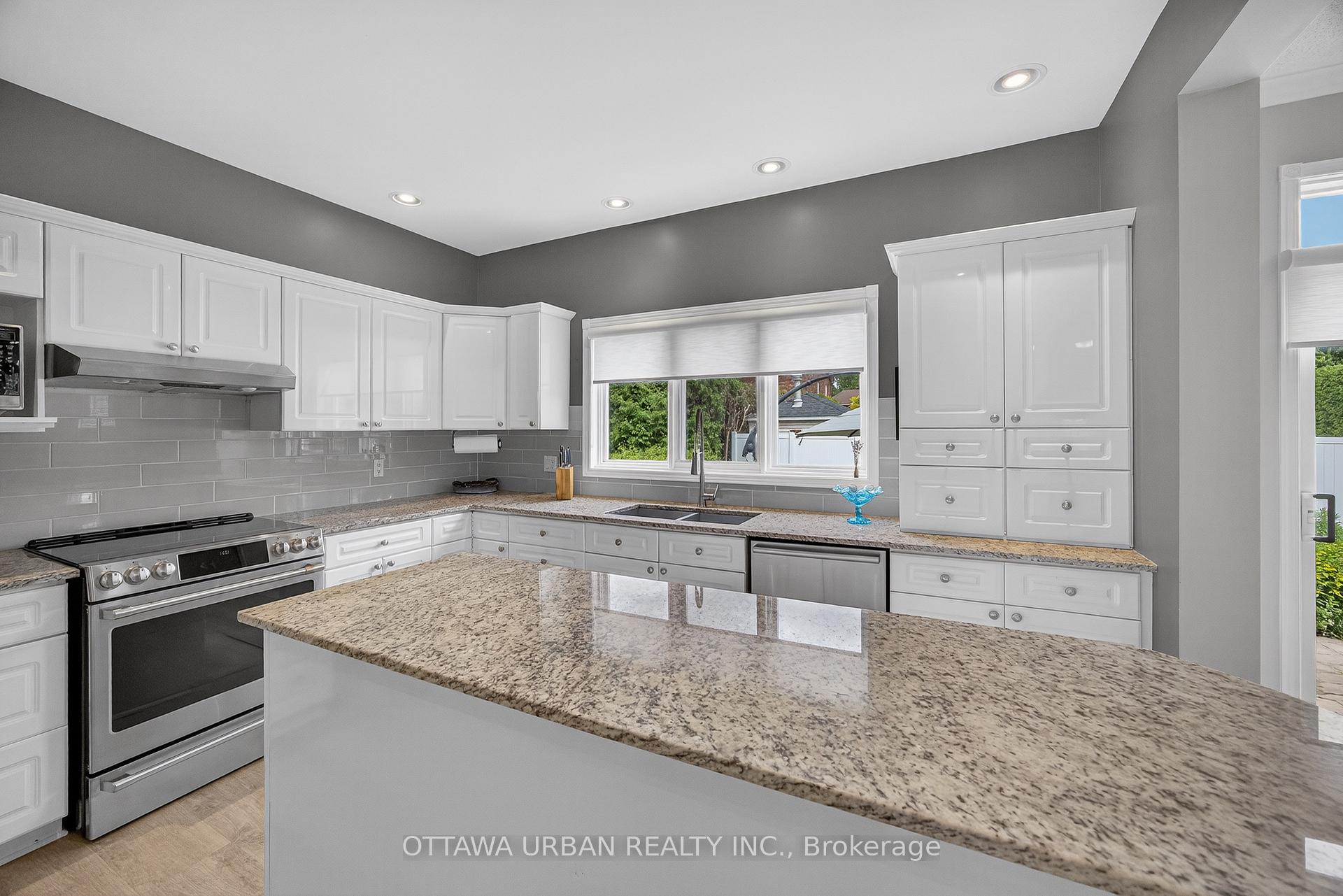 Photo 25 of 6267 Ravine Way, Ottawa, Hiawatha Park/Convent Glen — HOMEH