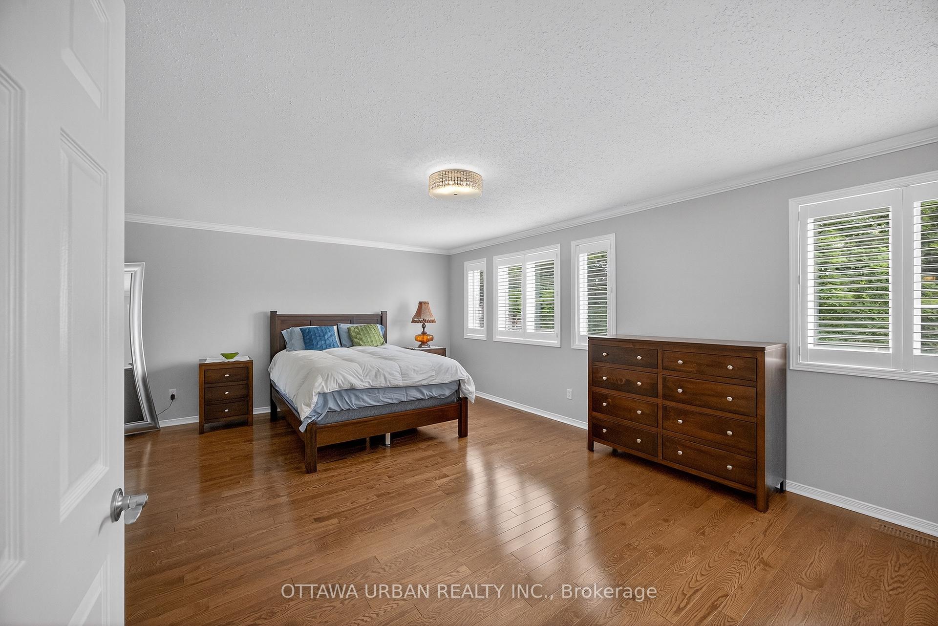 Photo 33 of 6267 Ravine Way, Ottawa, Hiawatha Park/Convent Glen — HOMEH
