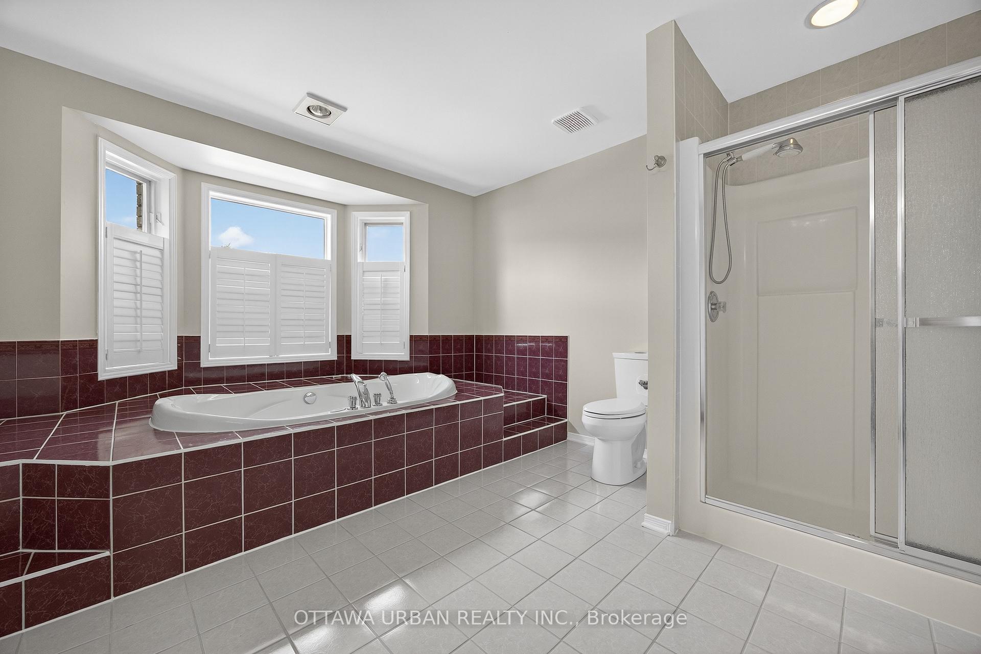 Photo 37 of 6267 Ravine Way, Ottawa, Hiawatha Park/Convent Glen — HOMEH