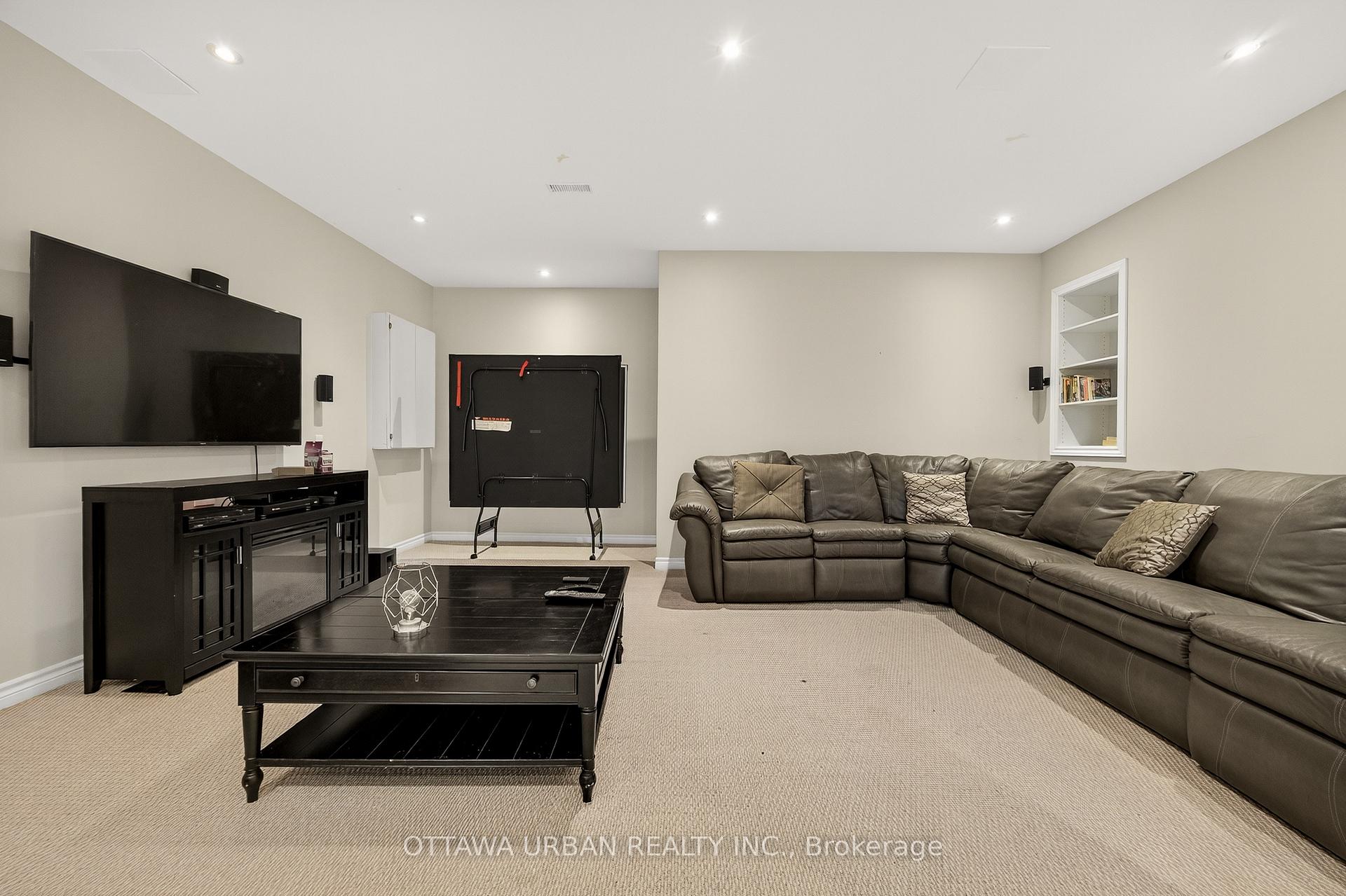 Photo 43 of 6267 Ravine Way, Ottawa, Hiawatha Park/Convent Glen — HOMEH