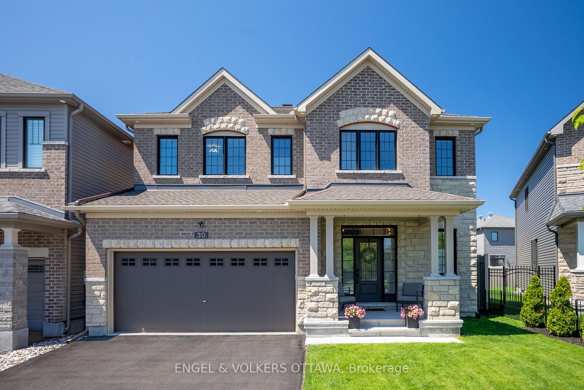 Photo 1 of 30 Malachigan Crescent, Ottawa, Avalon West — HOMEH