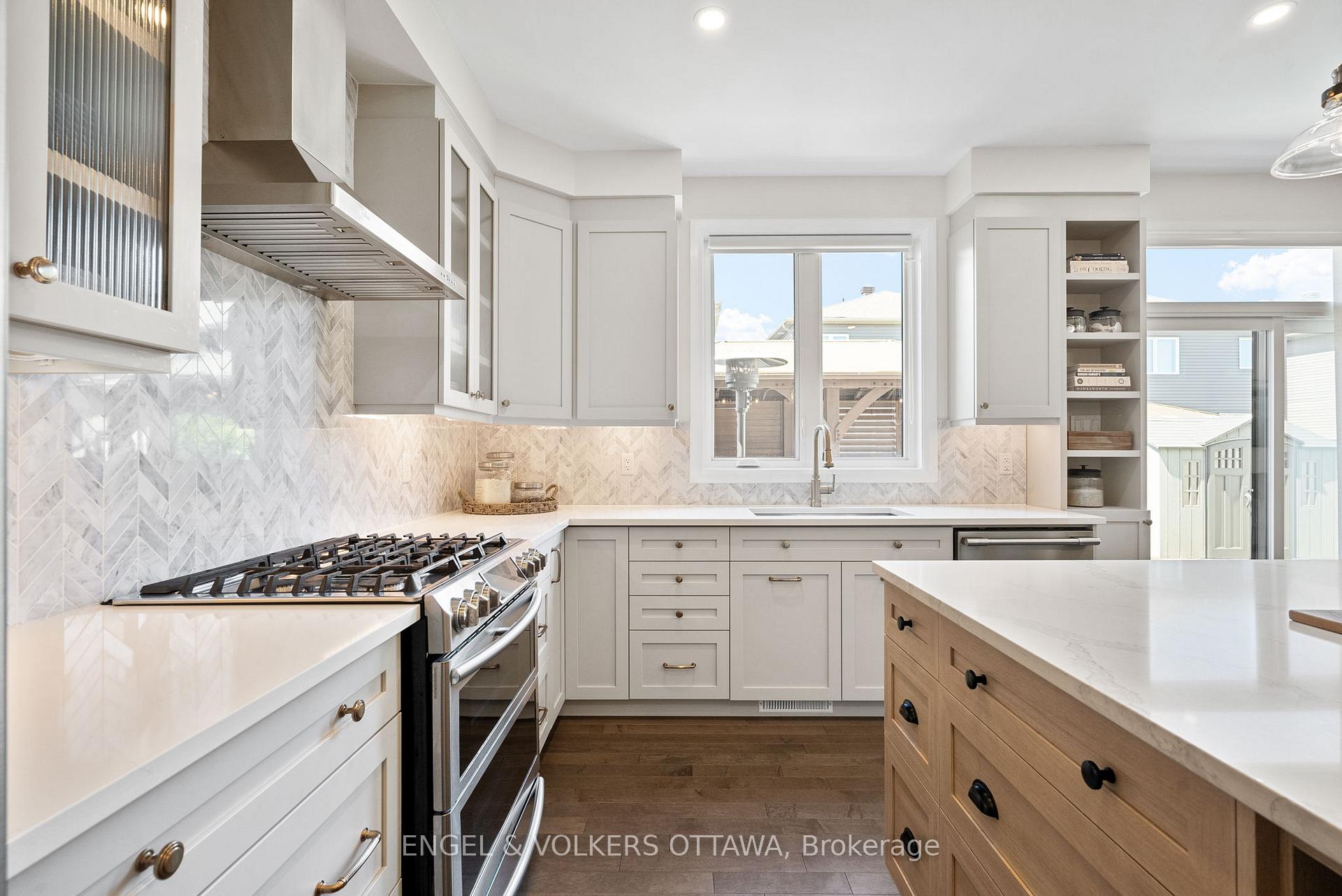Photo 9 of 30 Malachigan Crescent, Ottawa, Avalon West — HOMEH