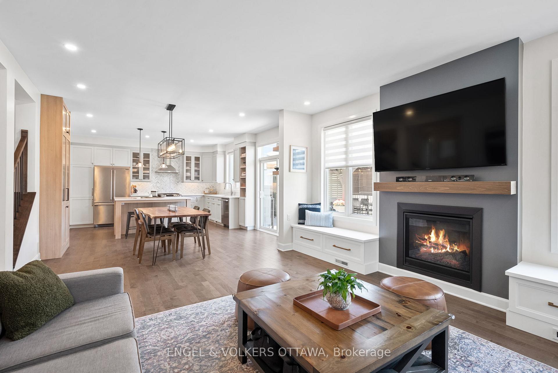 Photo 14 of 30 Malachigan Crescent, Ottawa, Avalon West — HOMEH