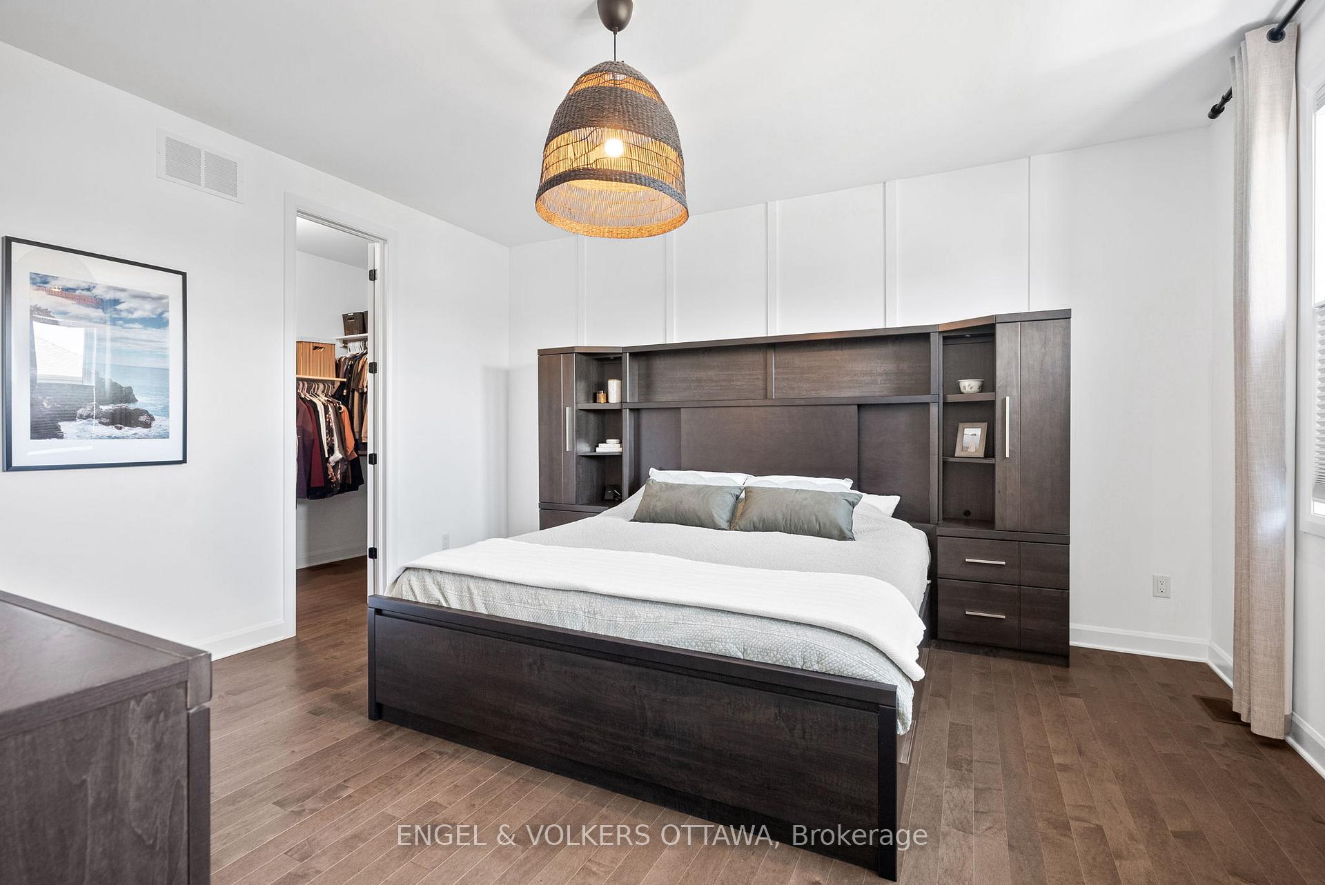 Photo 18 of 30 Malachigan Crescent, Ottawa, Avalon West — HOMEH