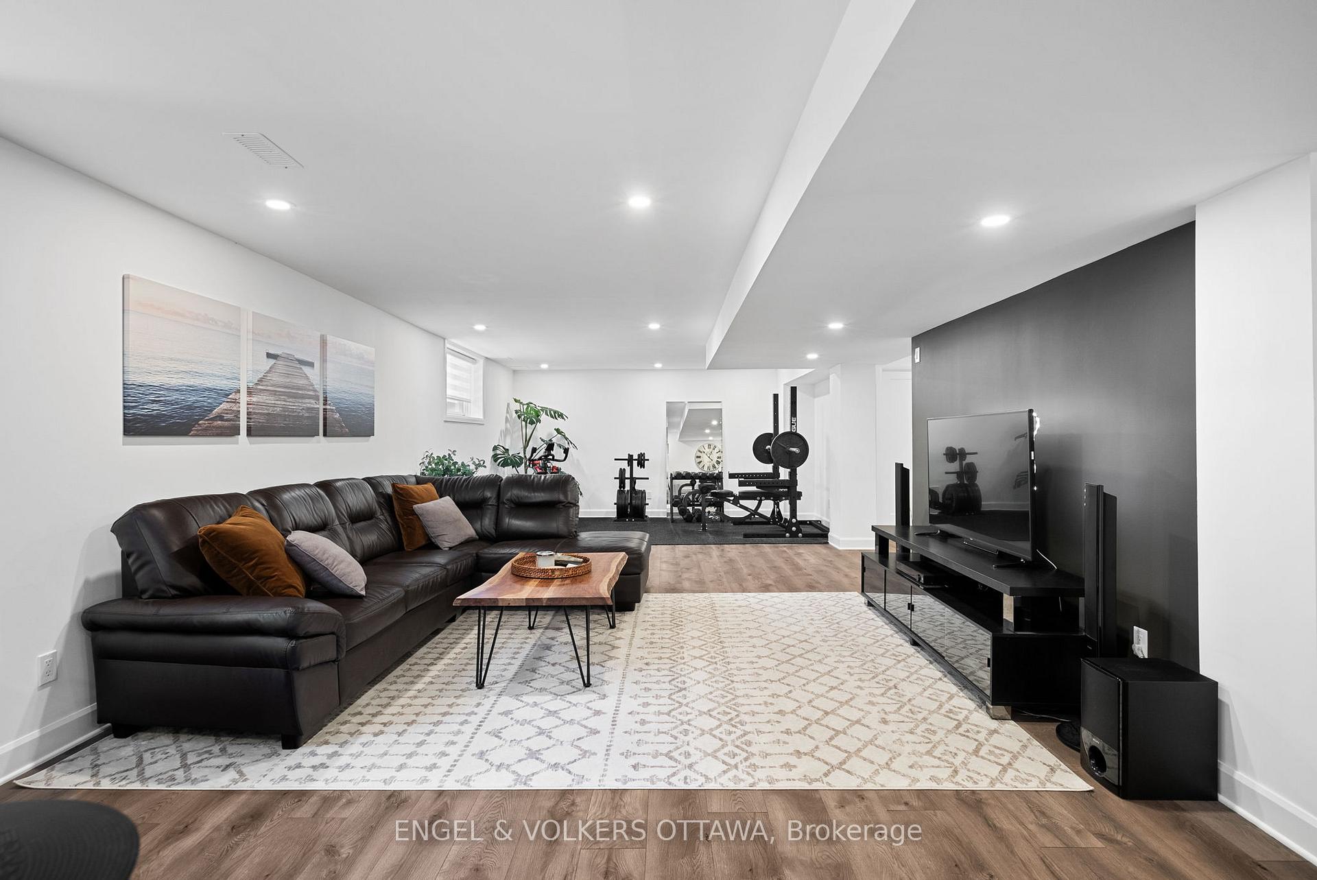 Photo 30 of 30 Malachigan Crescent, Ottawa, Avalon West — HOMEH