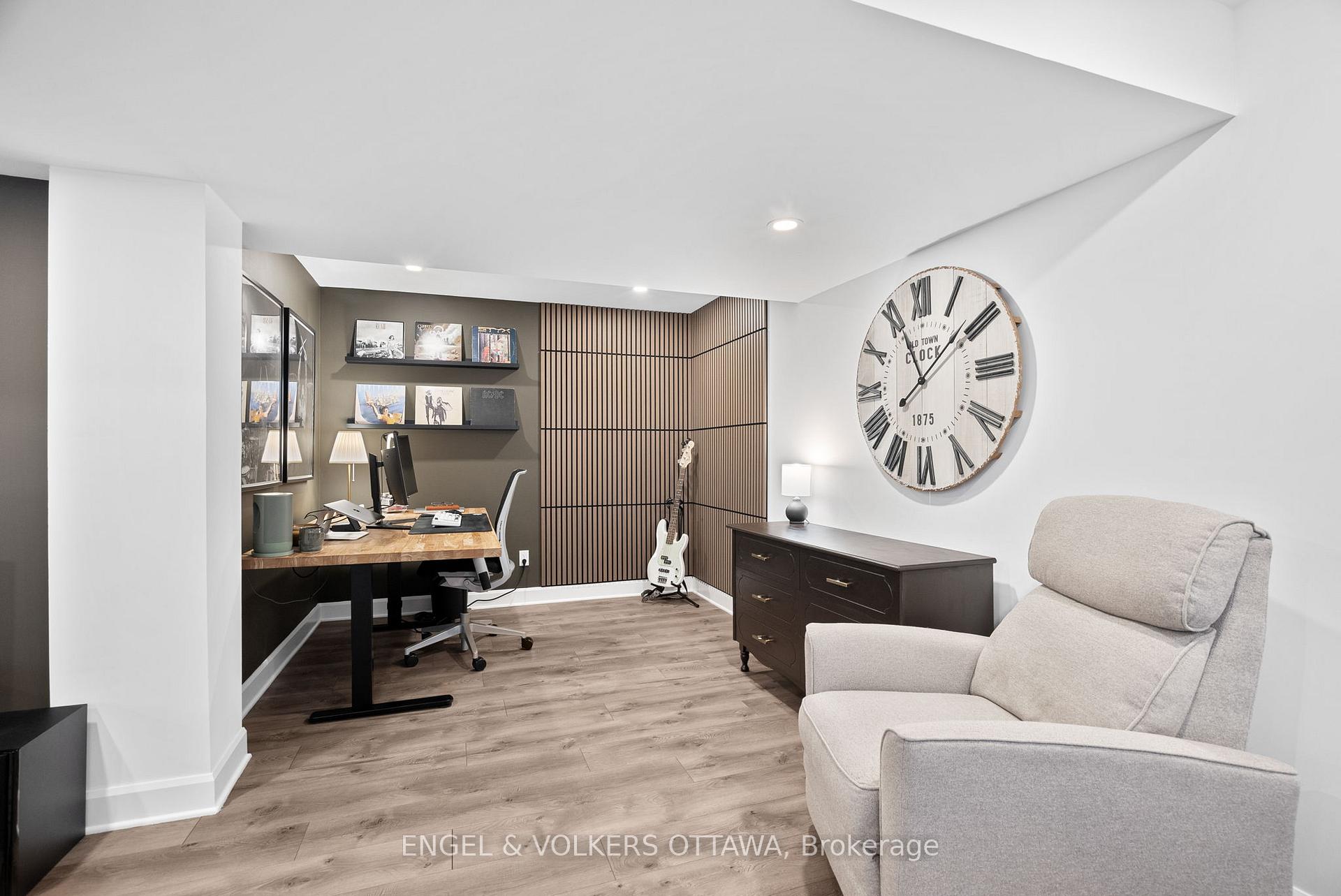 Photo 32 of 30 Malachigan Crescent, Ottawa, Avalon West — HOMEH