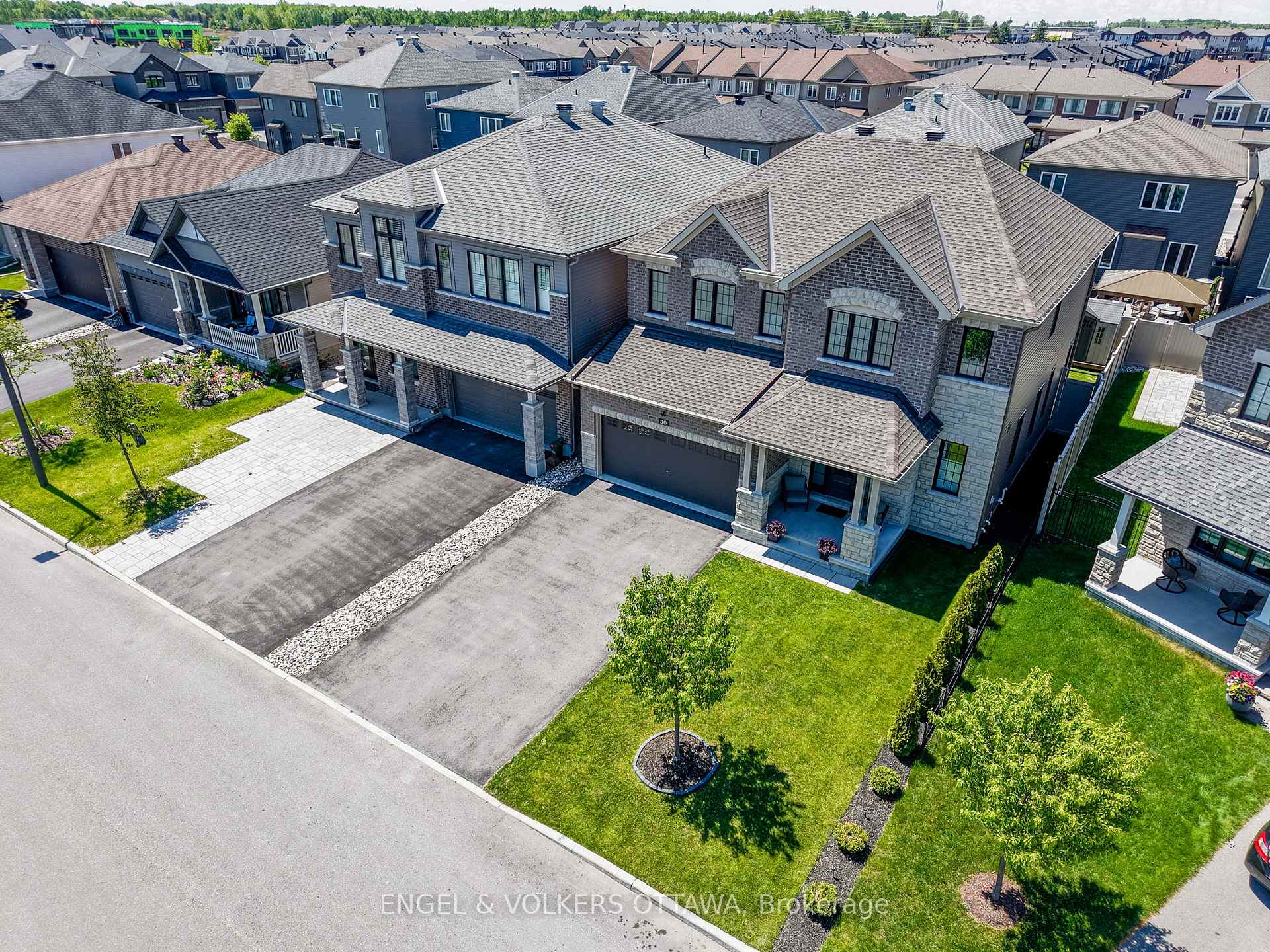 Photo 37 of 30 Malachigan Crescent, Ottawa, Avalon West — HOMEH