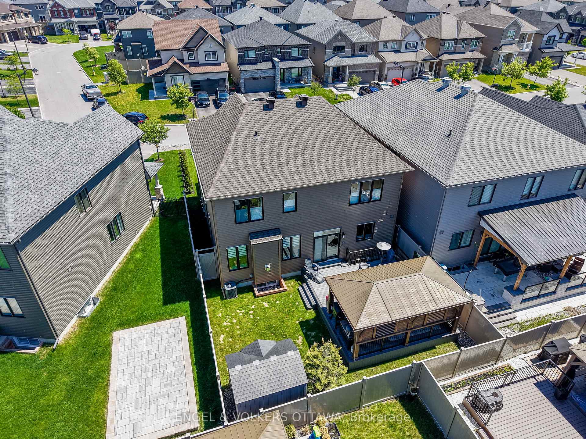 Photo 38 of 30 Malachigan Crescent, Ottawa, Avalon West — HOMEH