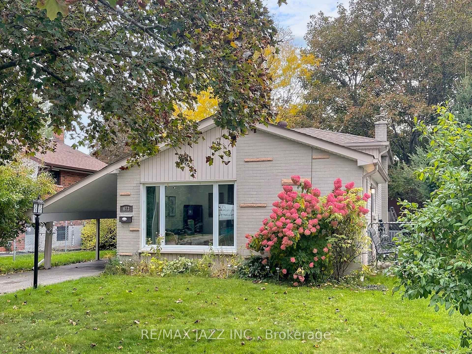 Photo 1 of 673 Lansdowne Drive, Oshawa, Eastdale — HOMEH