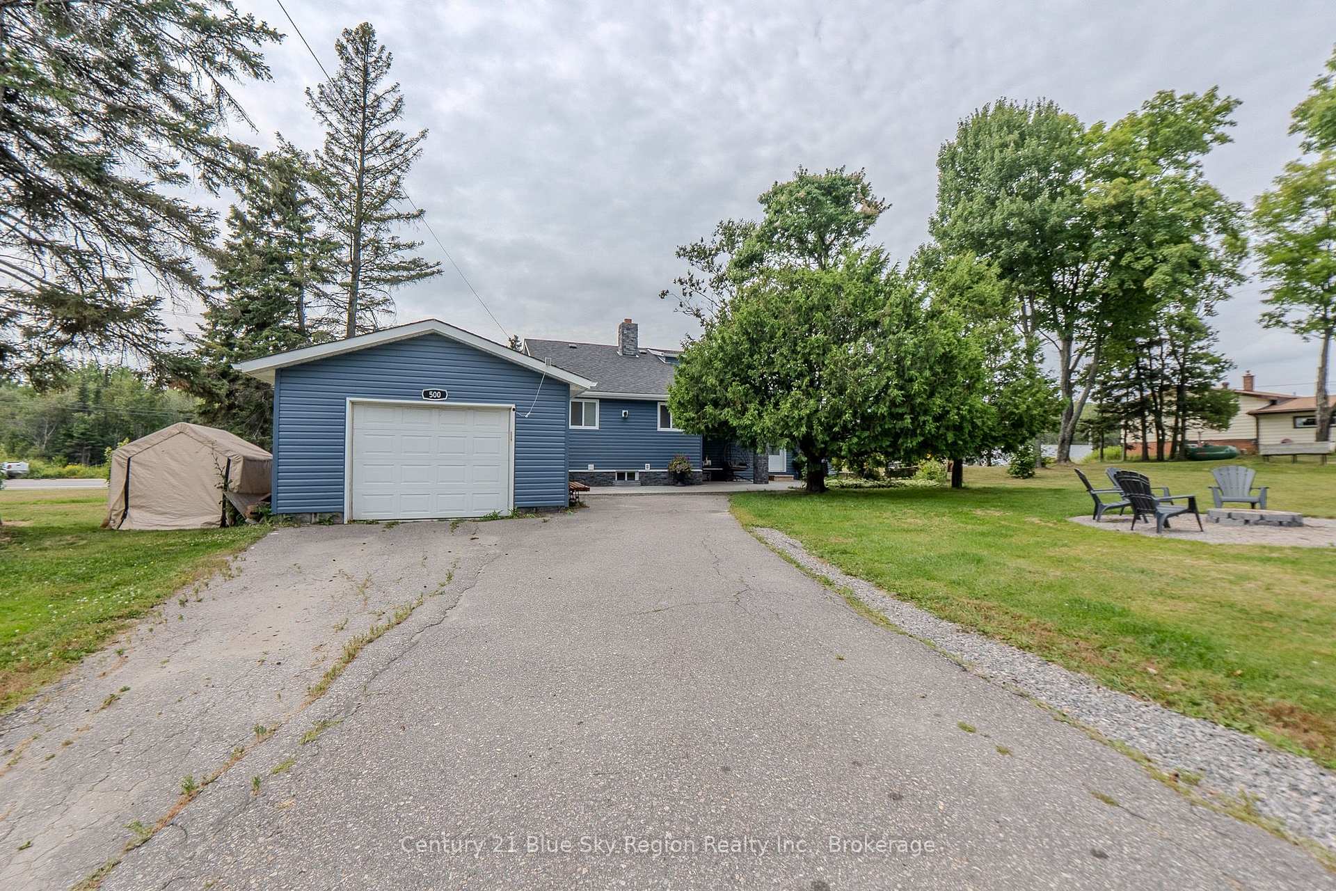 Photo 32 of 500 Collins Drive, North Bay, Airport — HOMEH