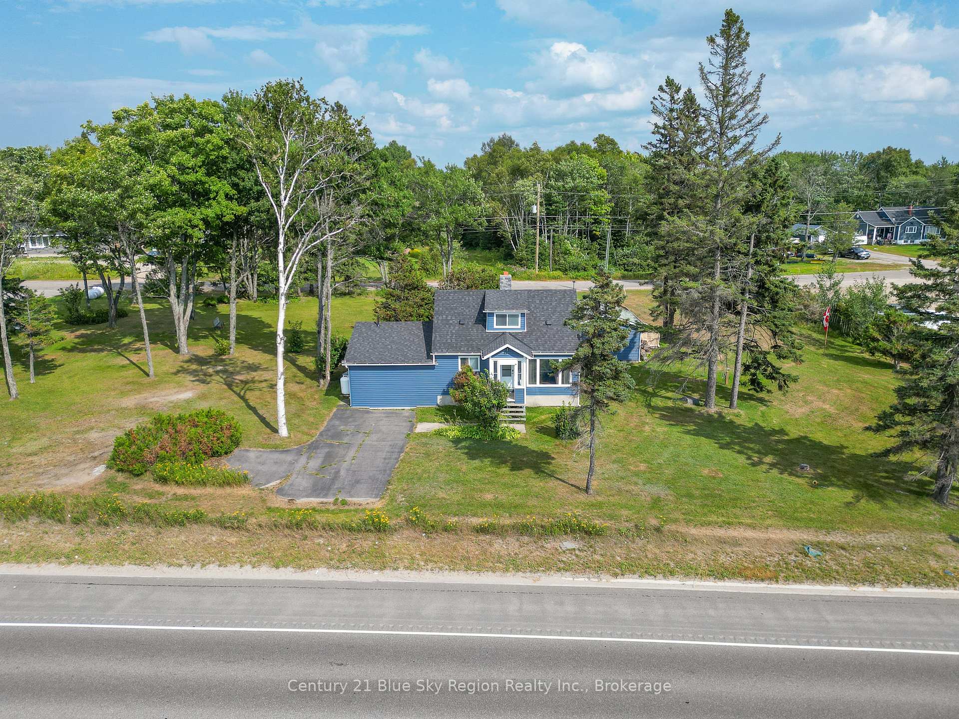 Photo 40 of 500 Collins Drive, North Bay, Airport — HOMEH