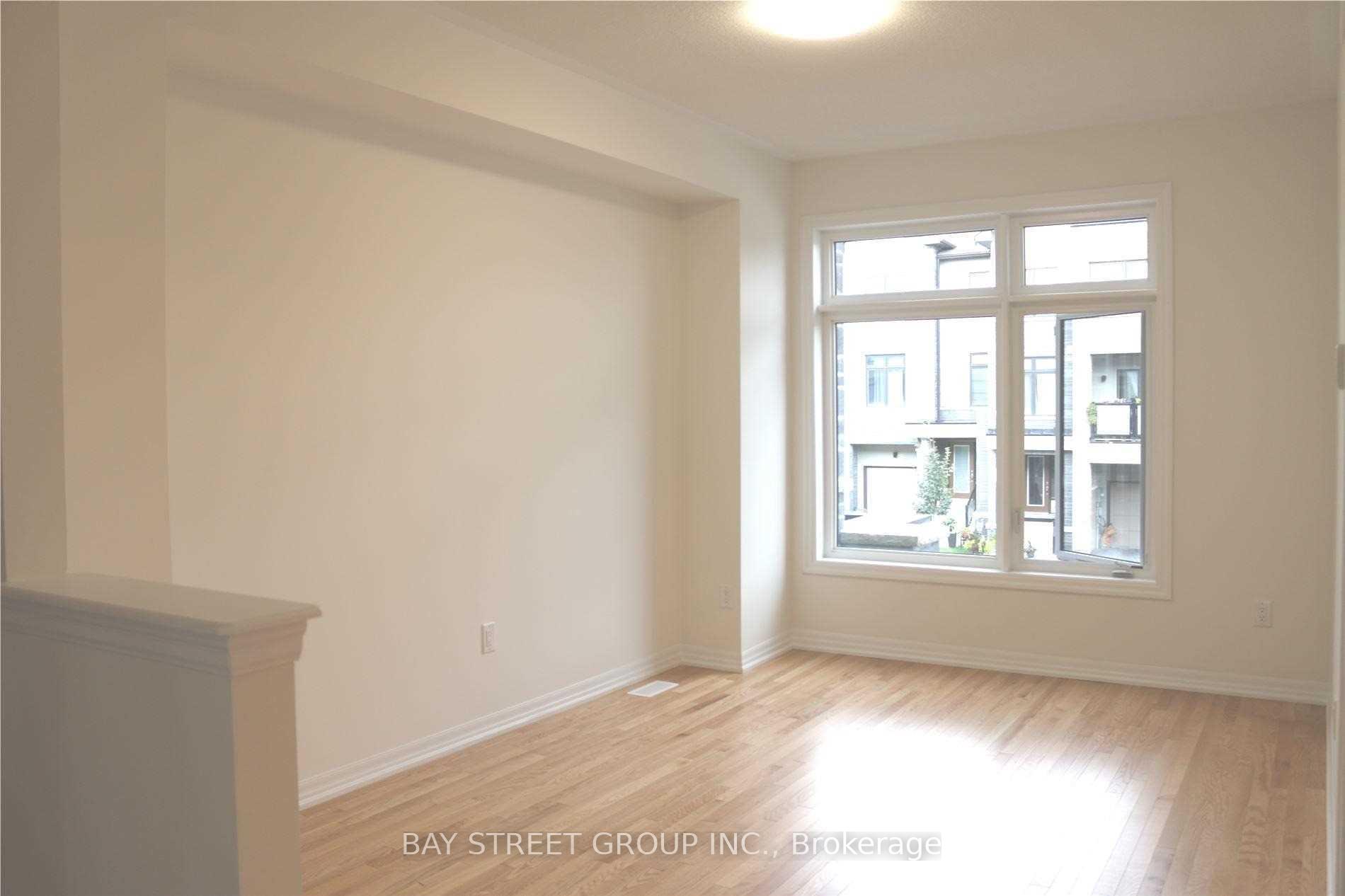 Photo 8 of 157 Tango Crescent, Newmarket, Woodland Hill — HOMEH