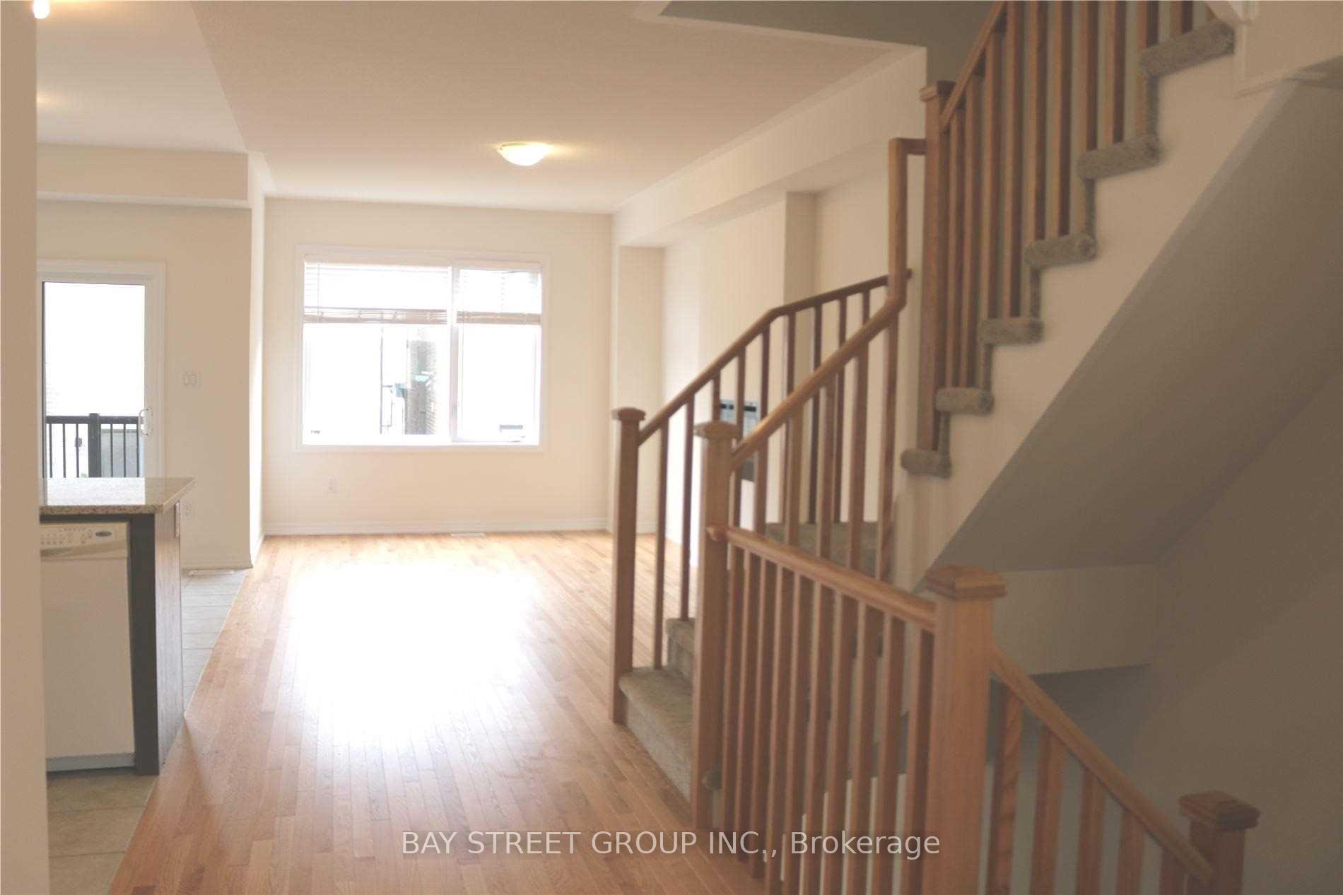 Photo 10 of 157 Tango Crescent, Newmarket, Woodland Hill — HOMEH