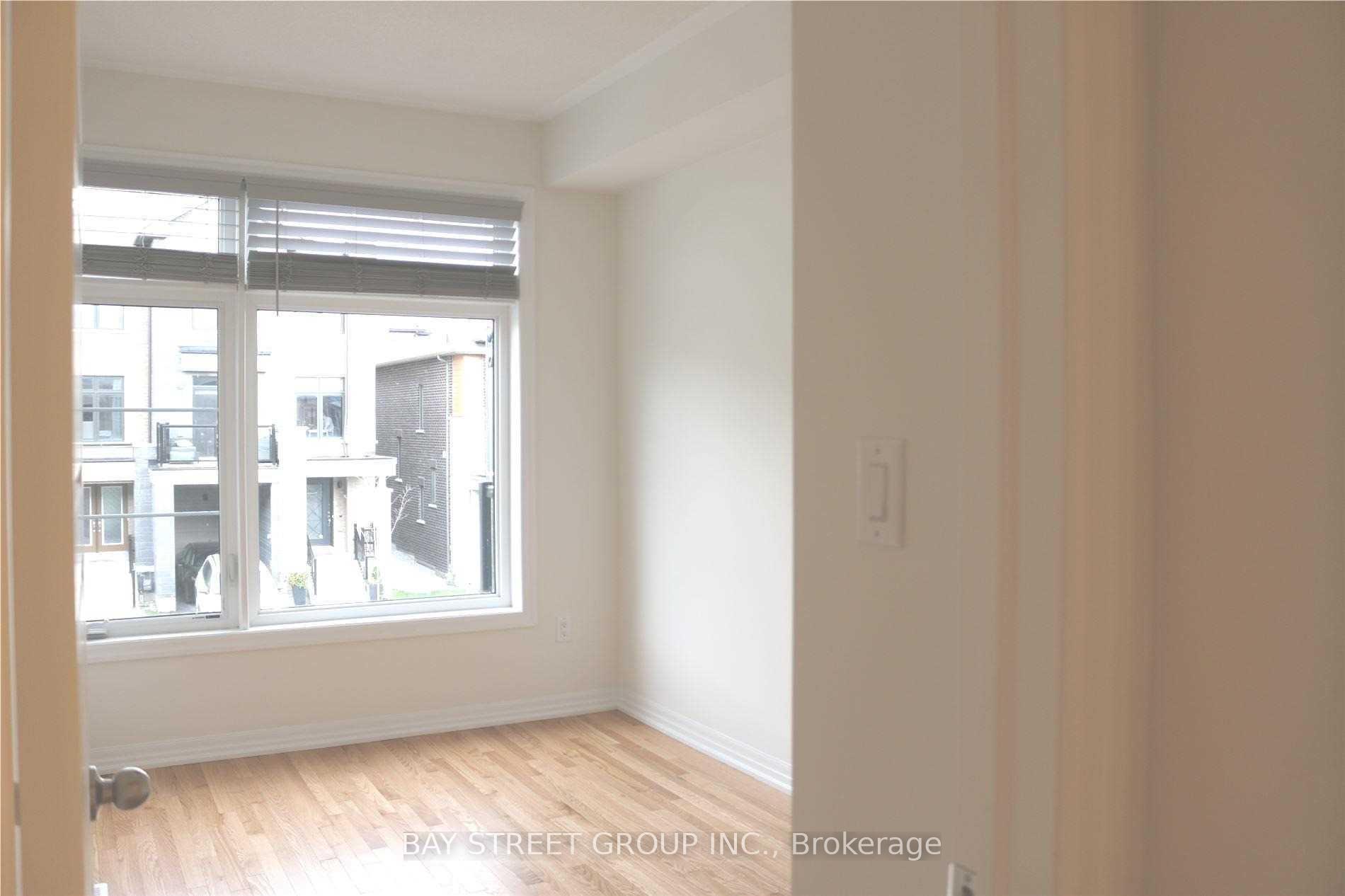 Photo 11 of 157 Tango Crescent, Newmarket, Woodland Hill — HOMEH