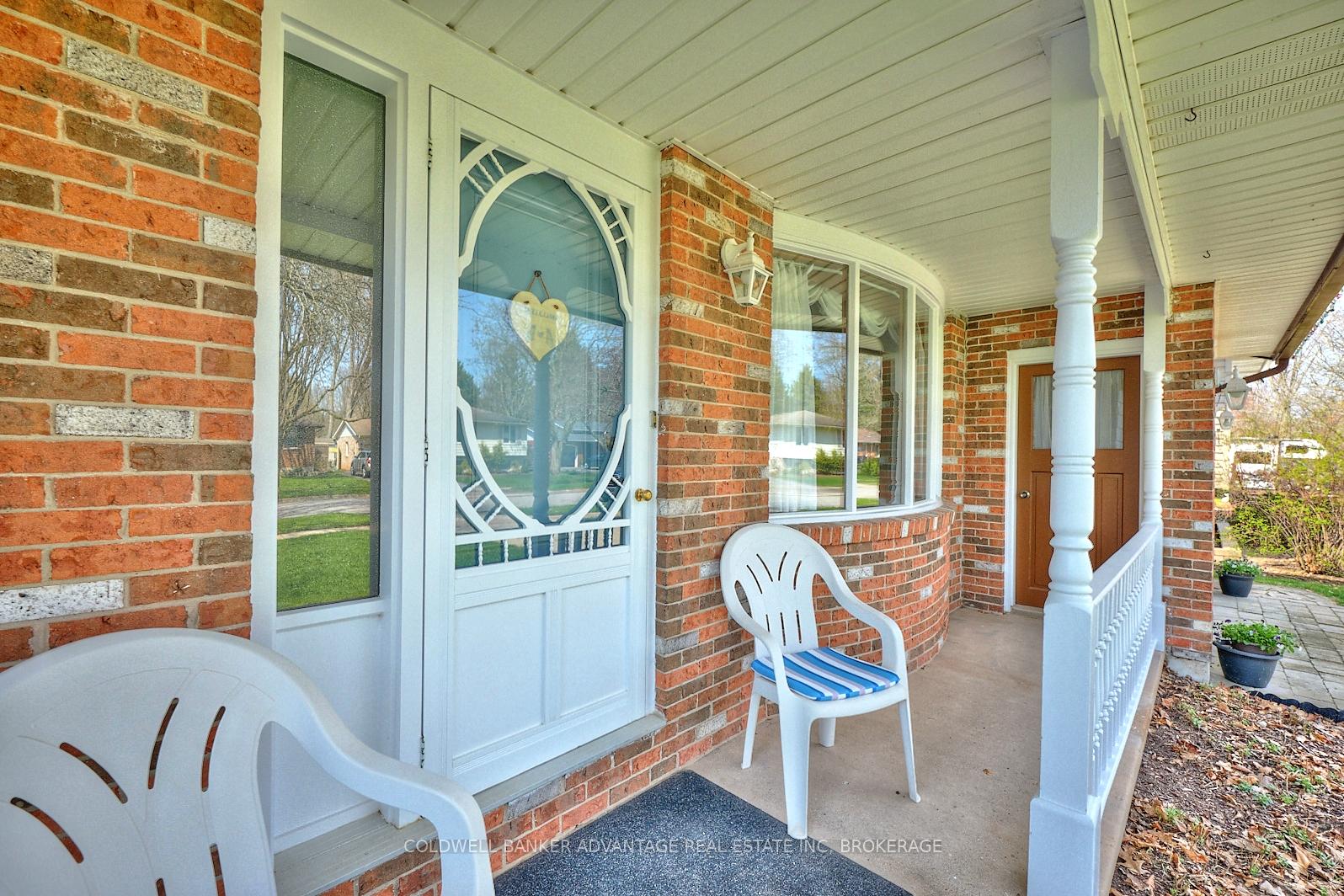 Photo 5 of 22 Spruceside Crescent S, Pelham, Fonthill — HOMEH