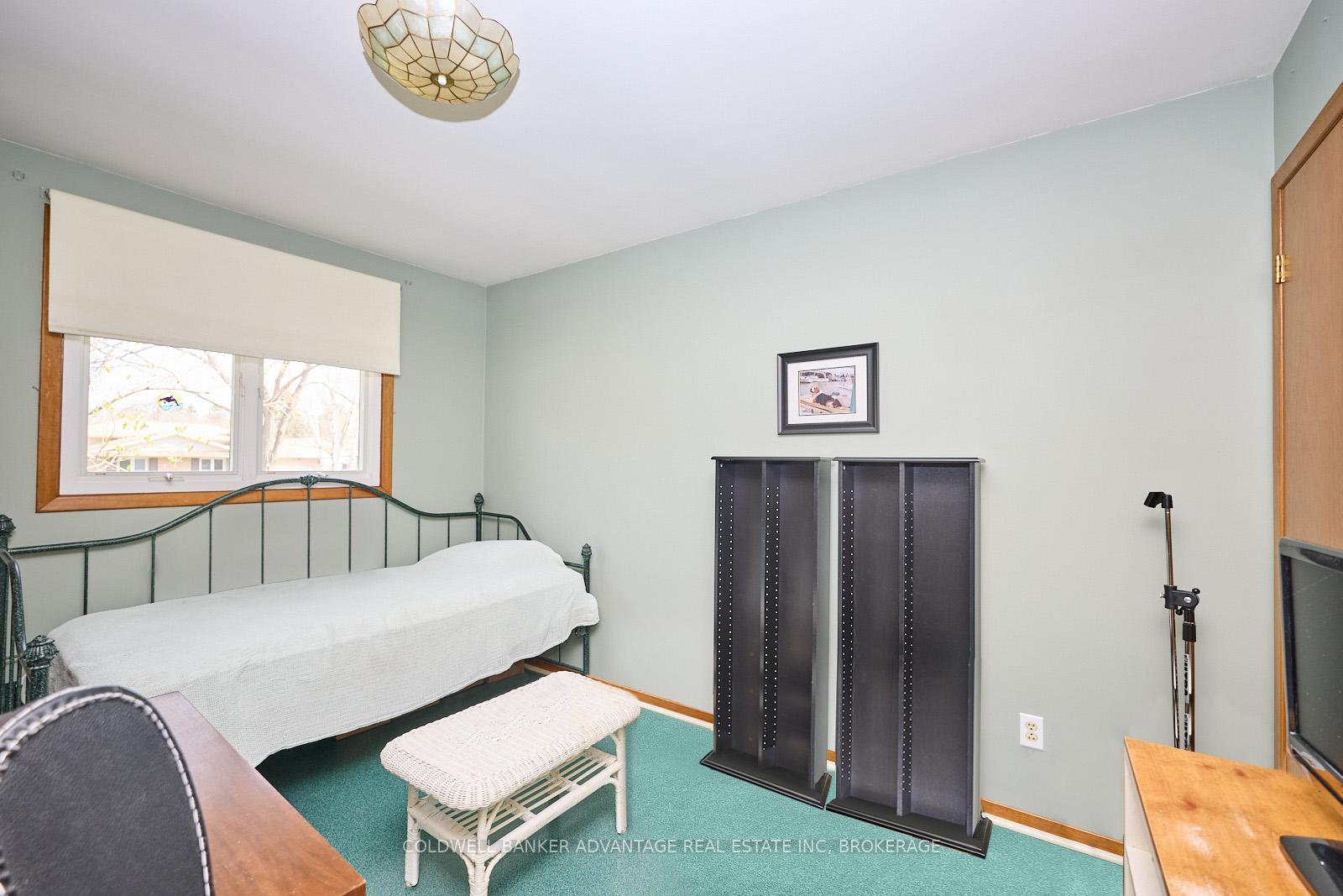 Photo 16 of 22 Spruceside Crescent S, Pelham, Fonthill — HOMEH