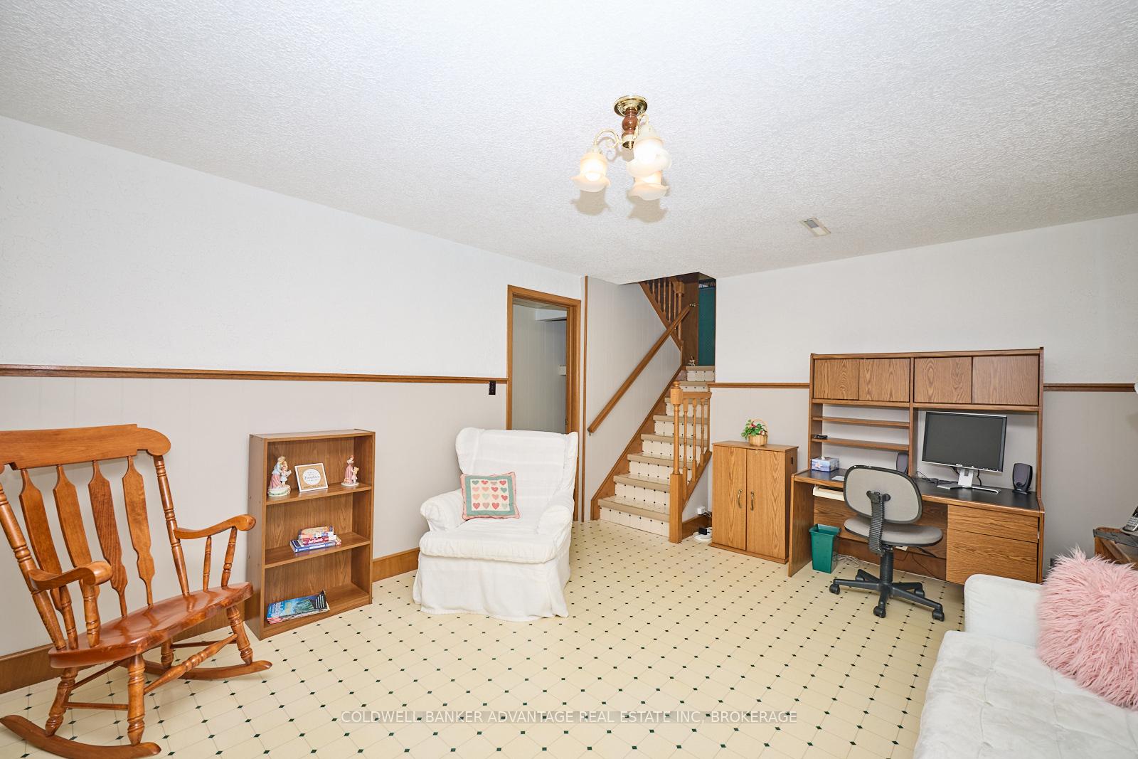 Photo 20 of 22 Spruceside Crescent S, Pelham, Fonthill — HOMEH
