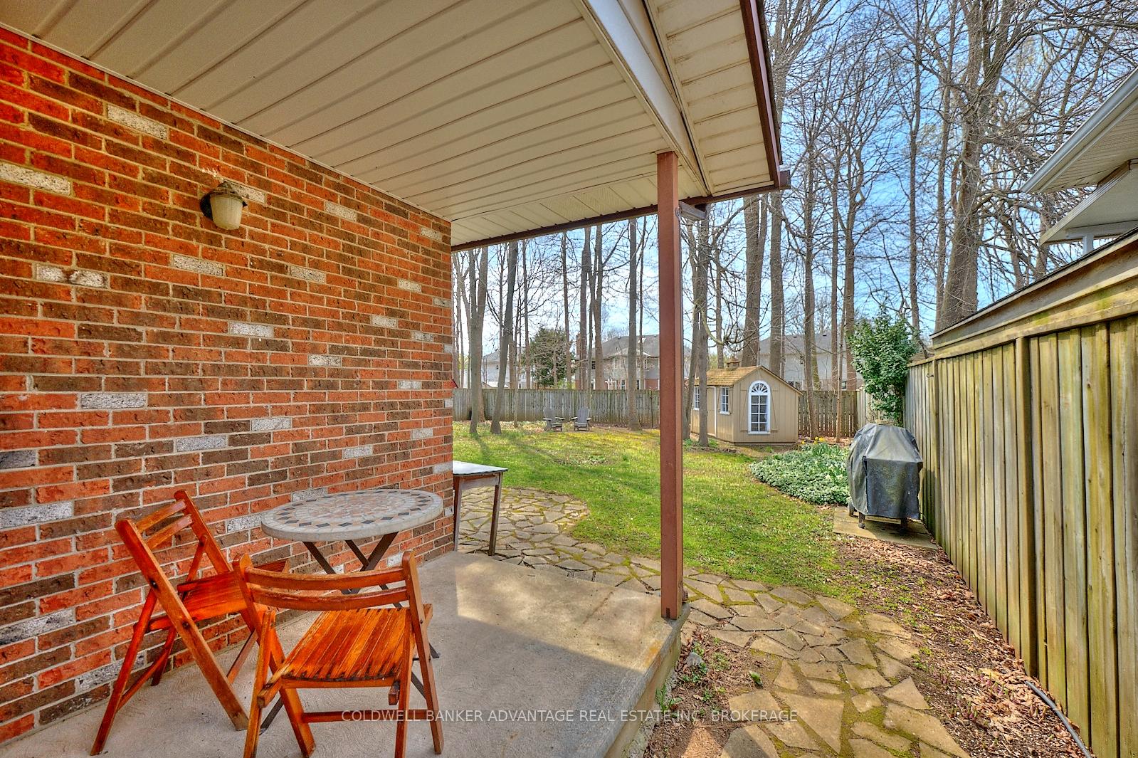 Photo 25 of 22 Spruceside Crescent S, Pelham, Fonthill — HOMEH
