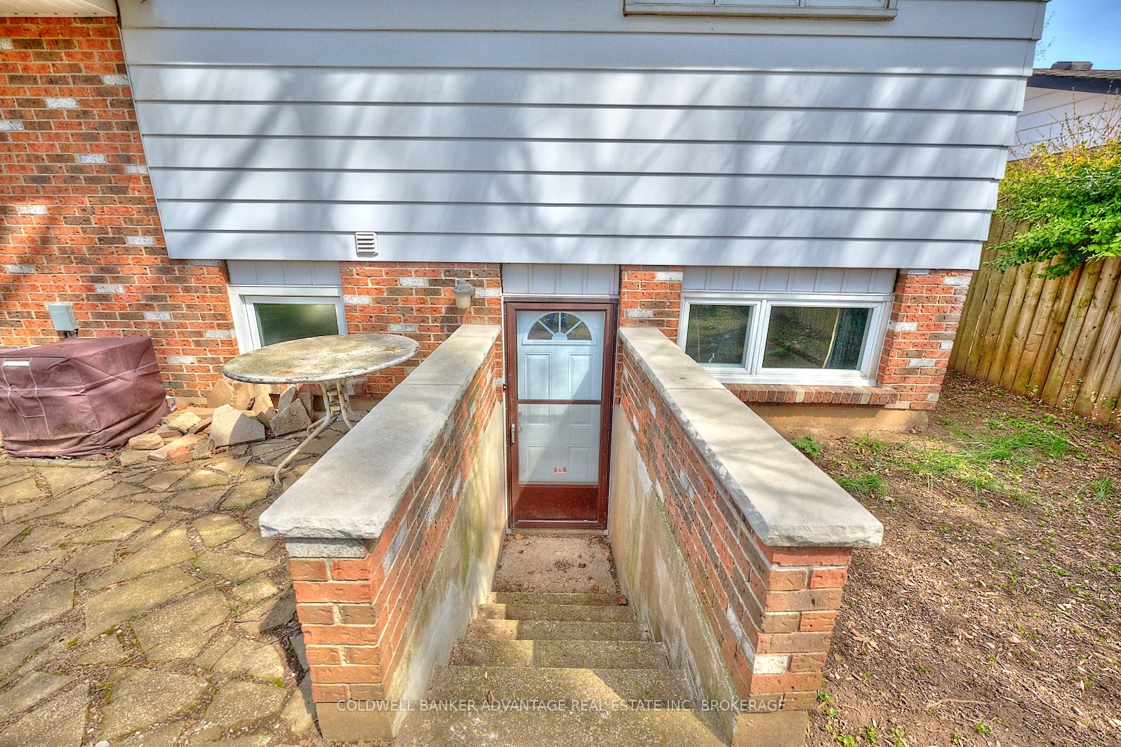 Photo 30 of 22 Spruceside Crescent S, Pelham, Fonthill — HOMEH