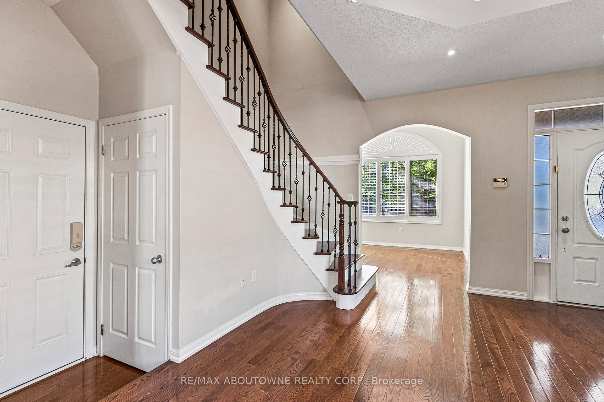 Photo 3 of 641 Hood Terrace, Milton, Coates — HOMEH