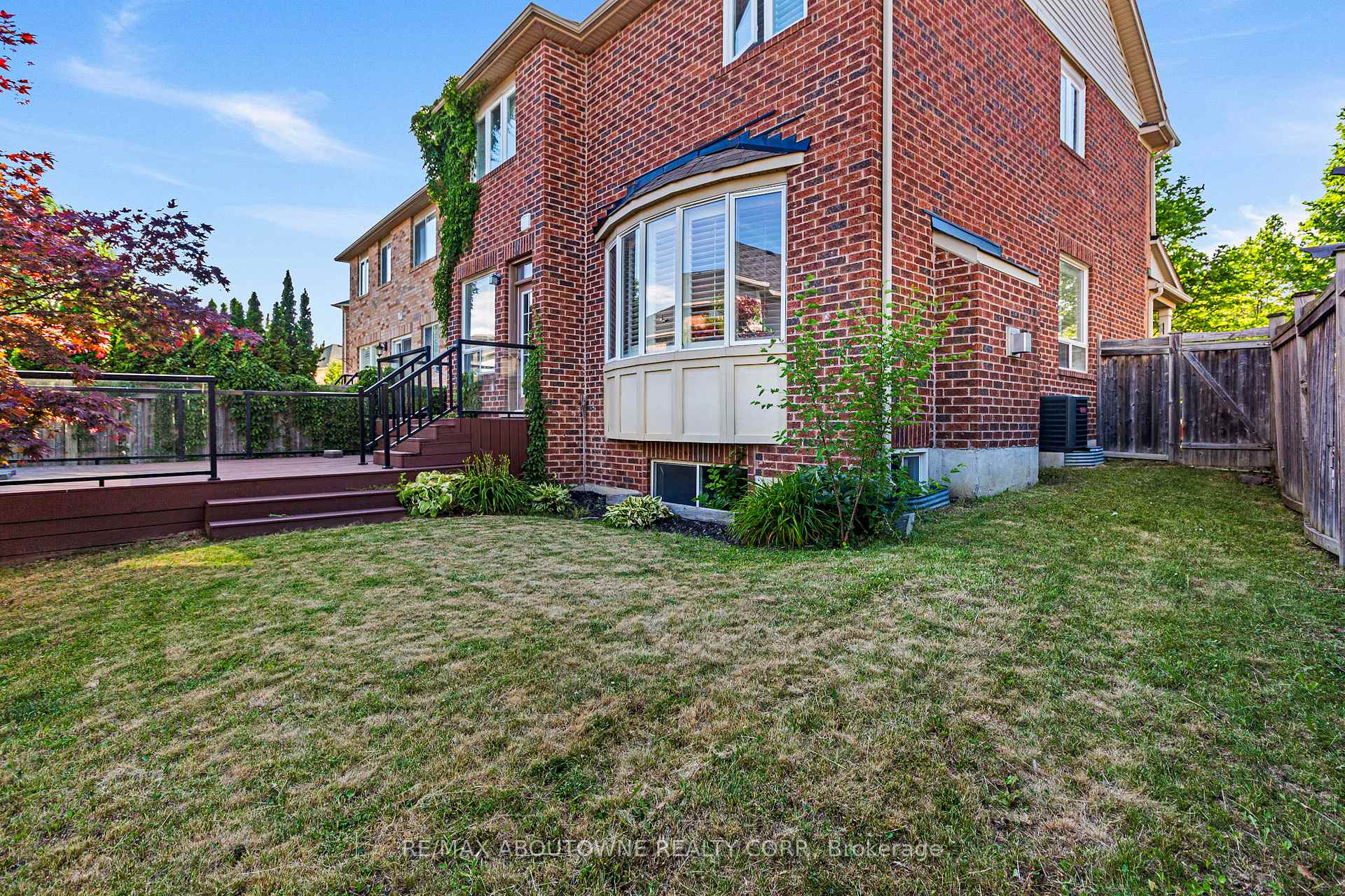 Photo 21 of 641 Hood Terrace, Milton, Coates — HOMEH