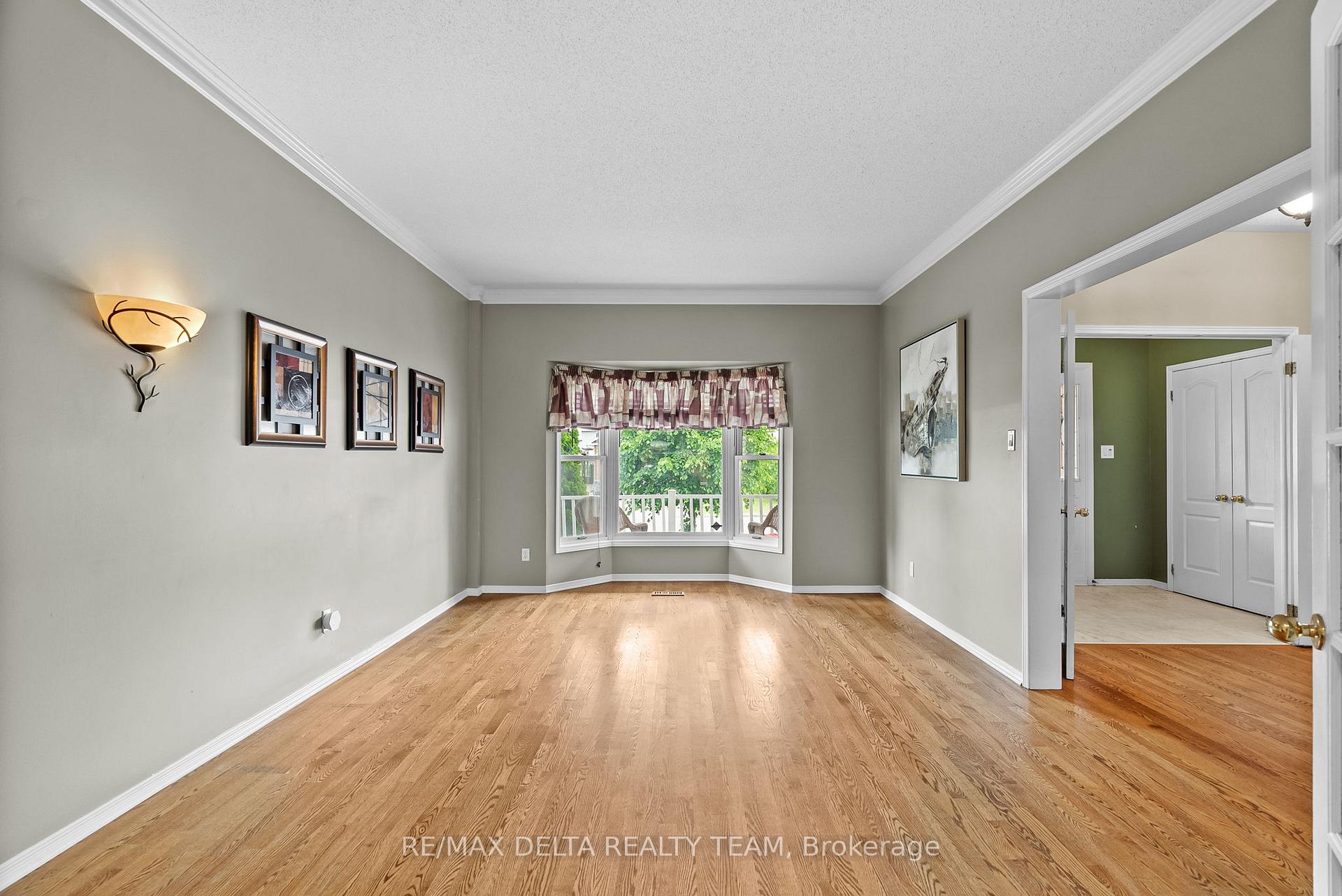 Photo 6 of 1440 Talcy Crescent, Ottawa, Fallingbrook/Ridgemount — HOMEH