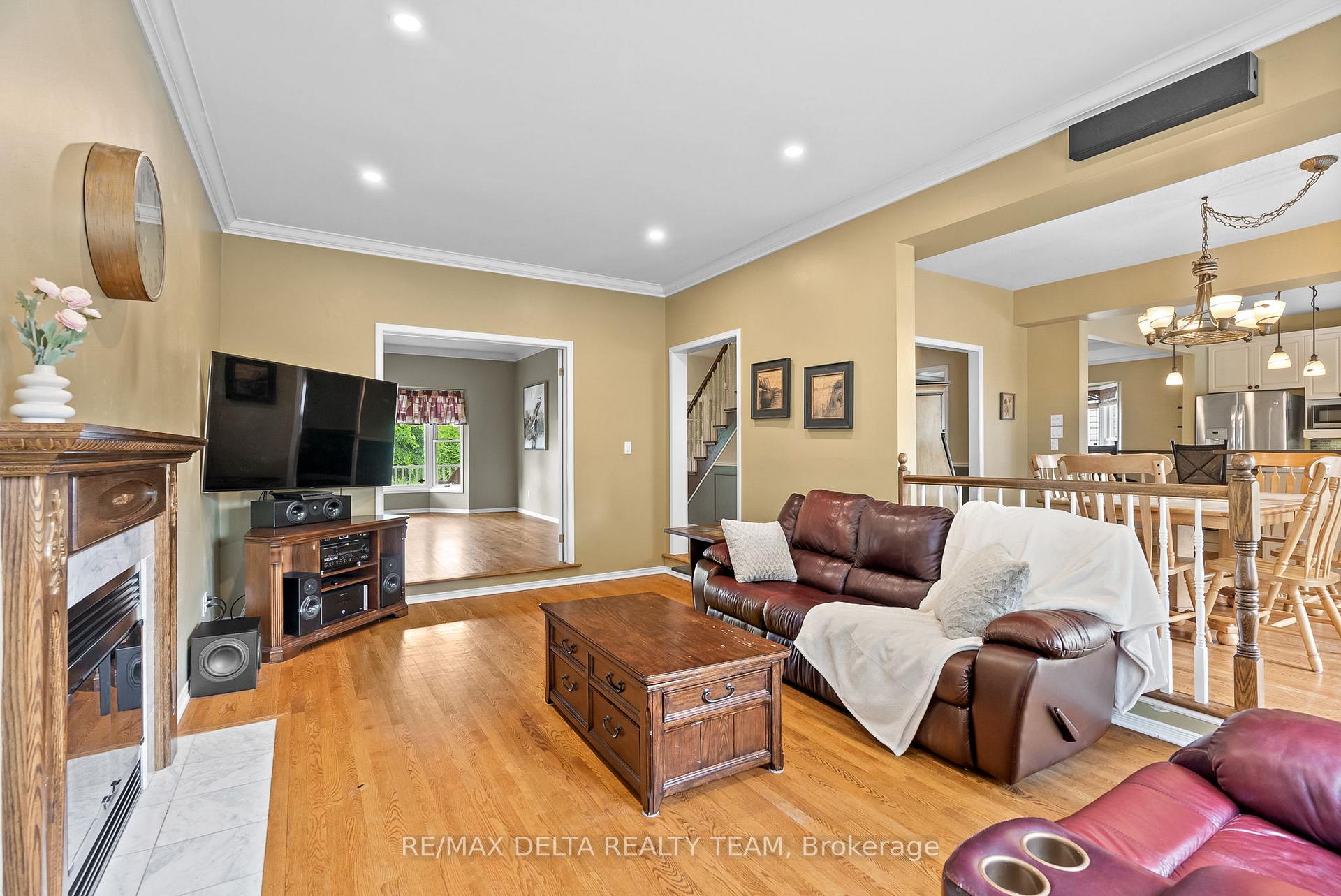 Photo 7 of 1440 Talcy Crescent, Ottawa, Fallingbrook/Ridgemount — HOMEH