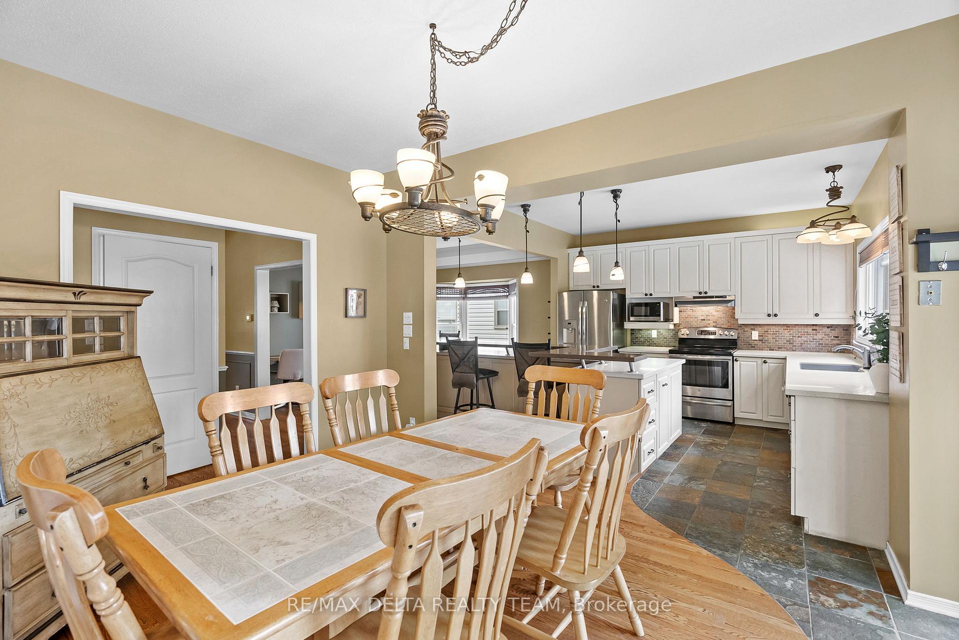 Photo 12 of 1440 Talcy Crescent, Ottawa, Fallingbrook/Ridgemount — HOMEH