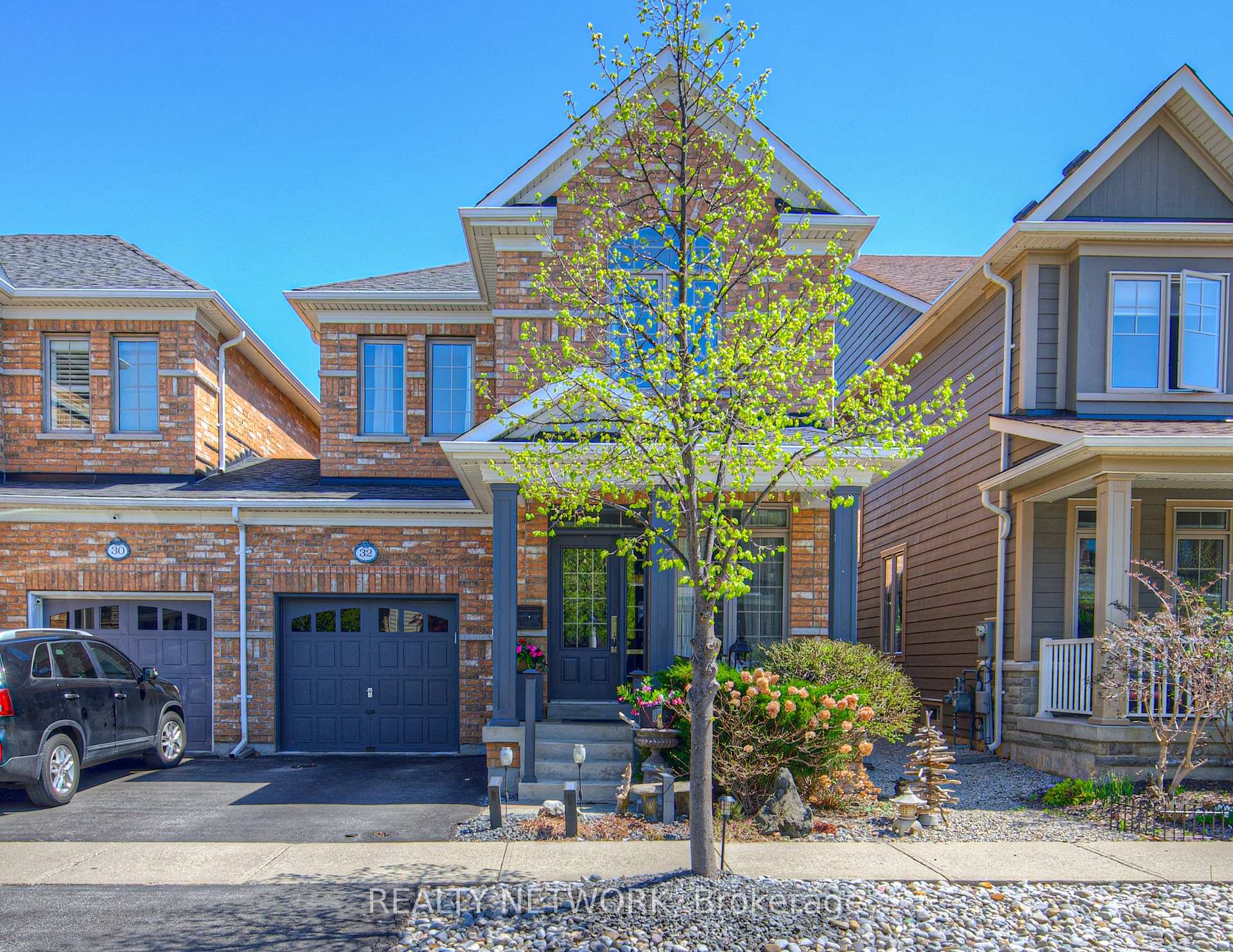 Front of 32 Forbes Terrace