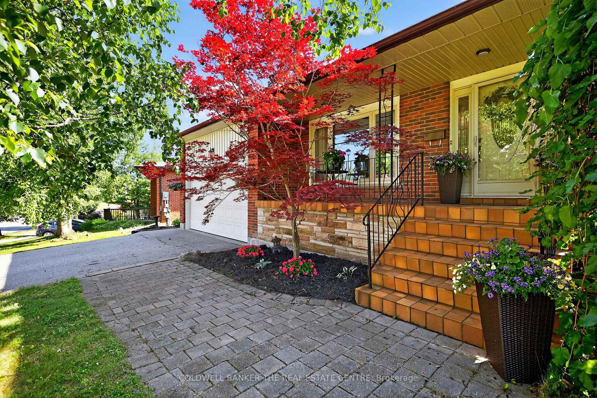 Photo 1 of 204 Alexander Road, Newmarket, Gorham-College Manor — HOMEH