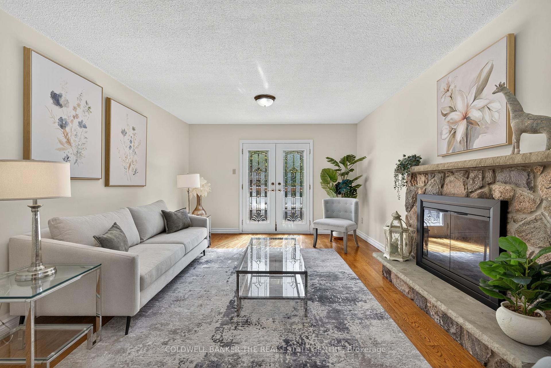 Photo 24 of 204 Alexander Road, Newmarket, Gorham-College Manor — HOMEH