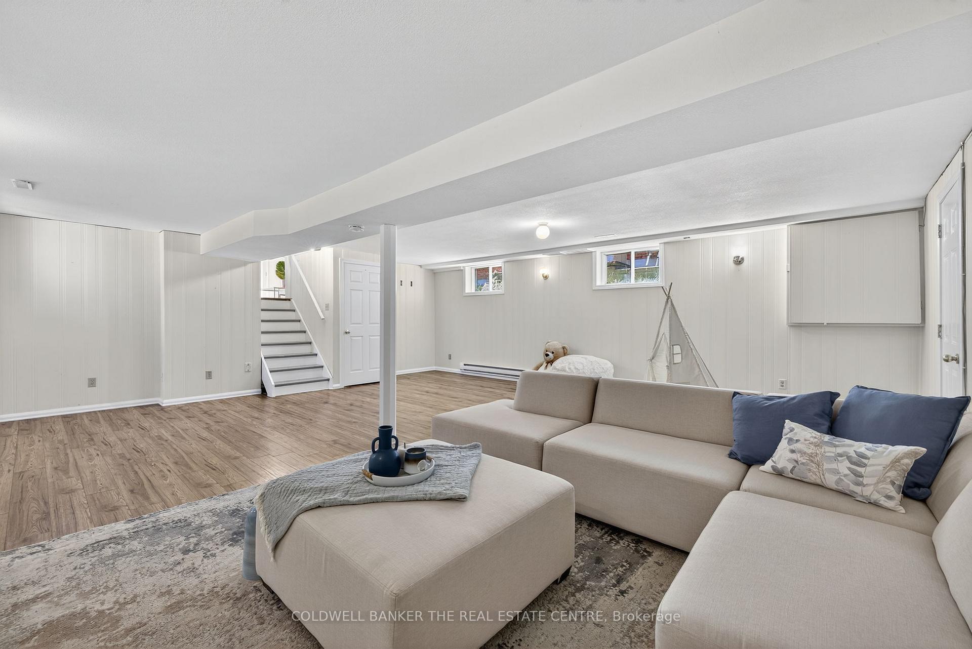 Photo 29 of 204 Alexander Road, Newmarket, Gorham-College Manor — HOMEH