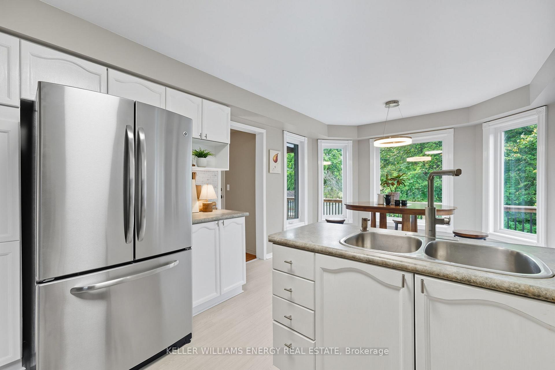 Photo 13 of 450 Safari Drive, Oshawa, Eastdale — HOMEH