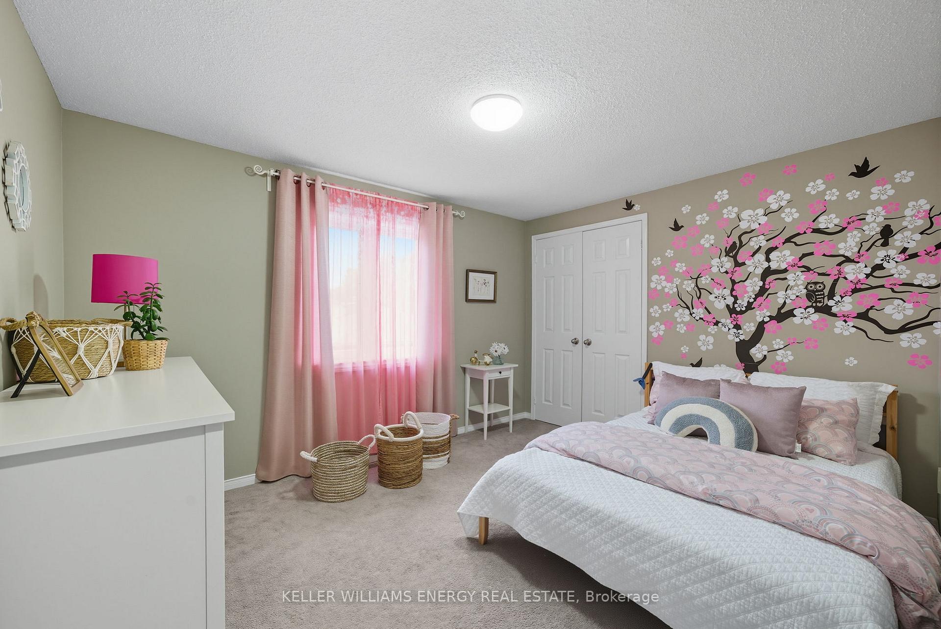 Photo 29 of 450 Safari Drive, Oshawa, Eastdale — HOMEH